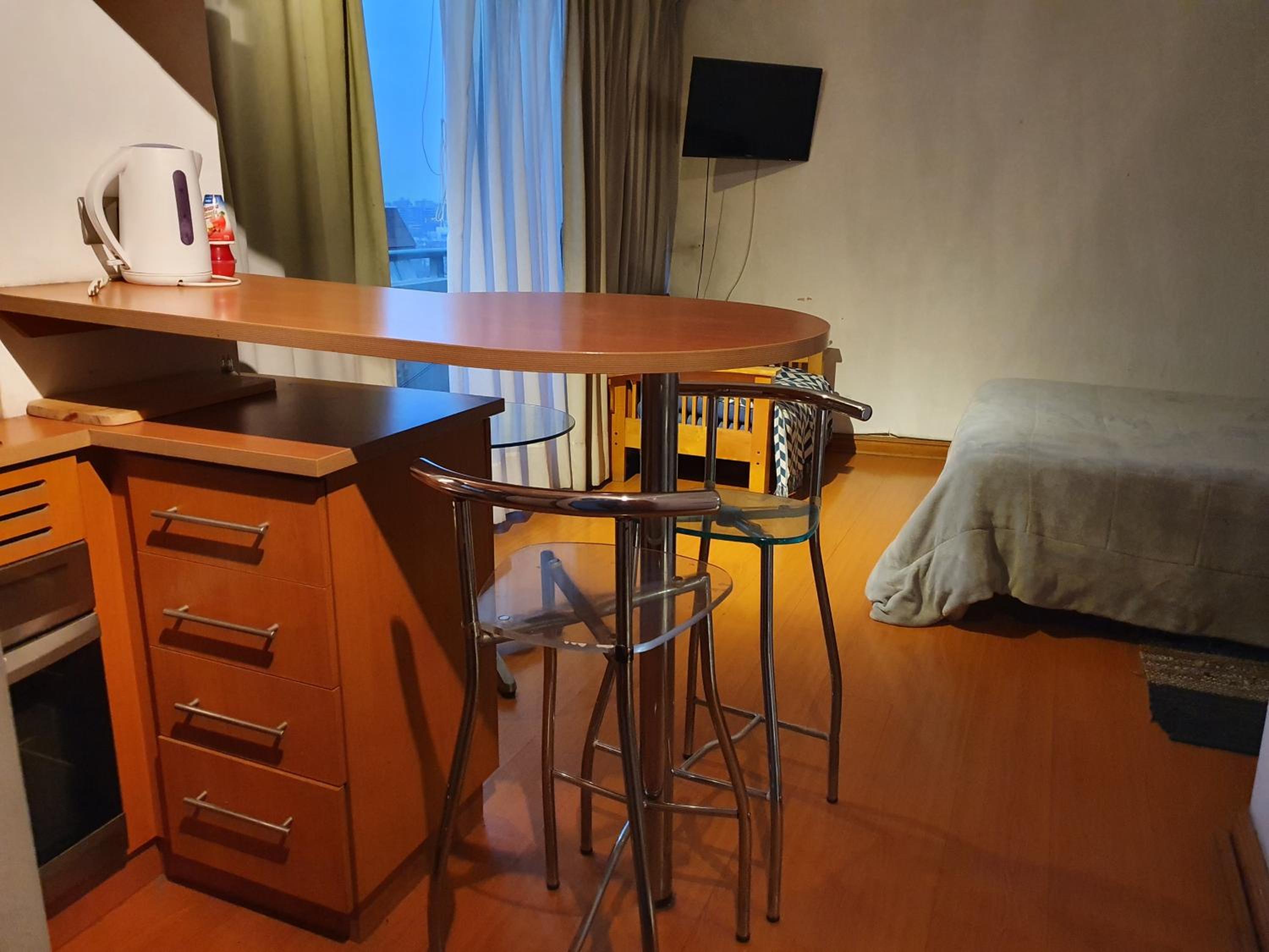 Departamento amplio en Suite, Costanera Center