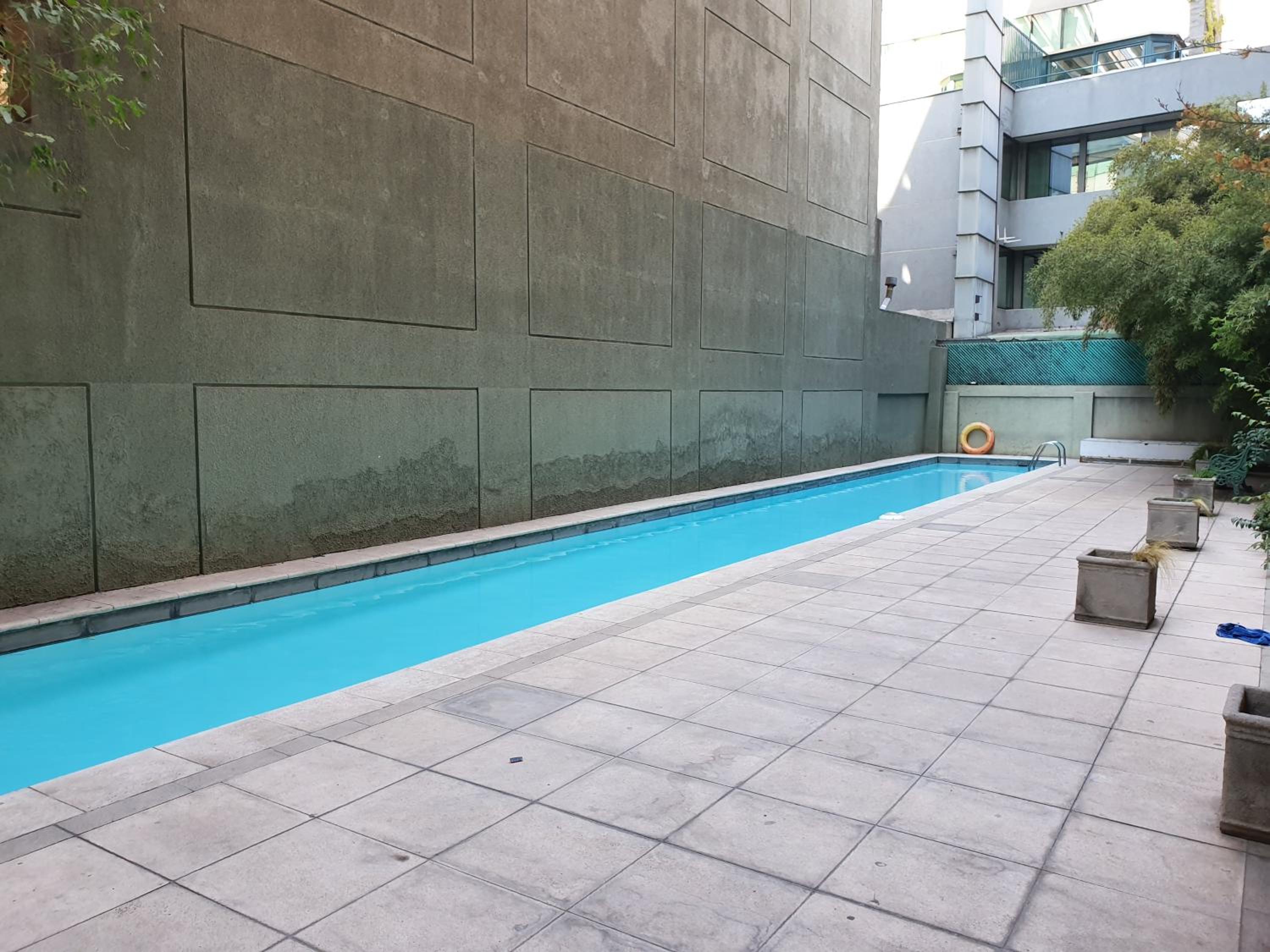 Departamento amplio en Suite, Costanera Center
