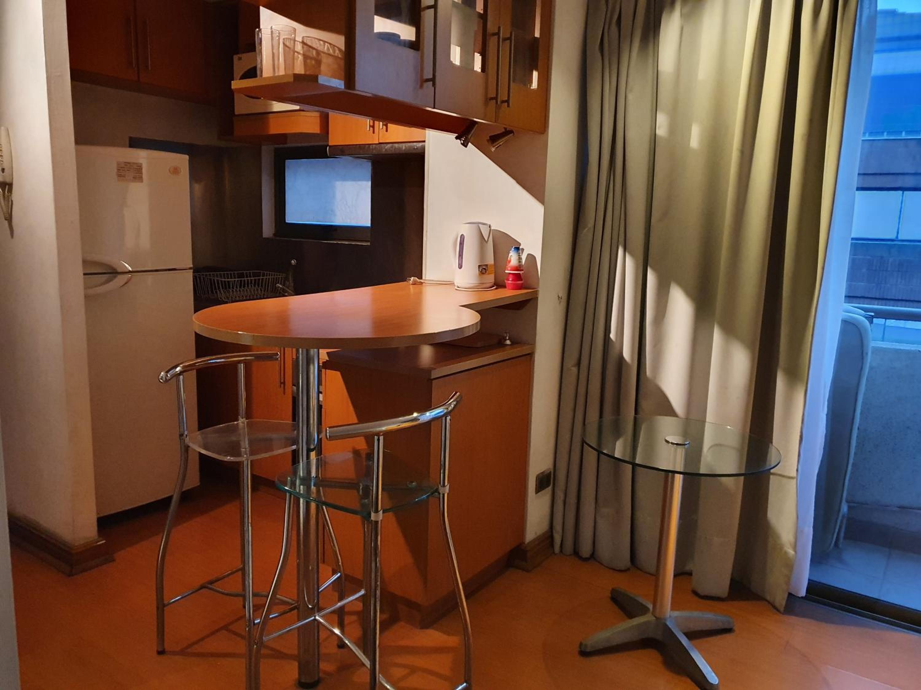 Departamento amplio en Suite, Costanera Center
