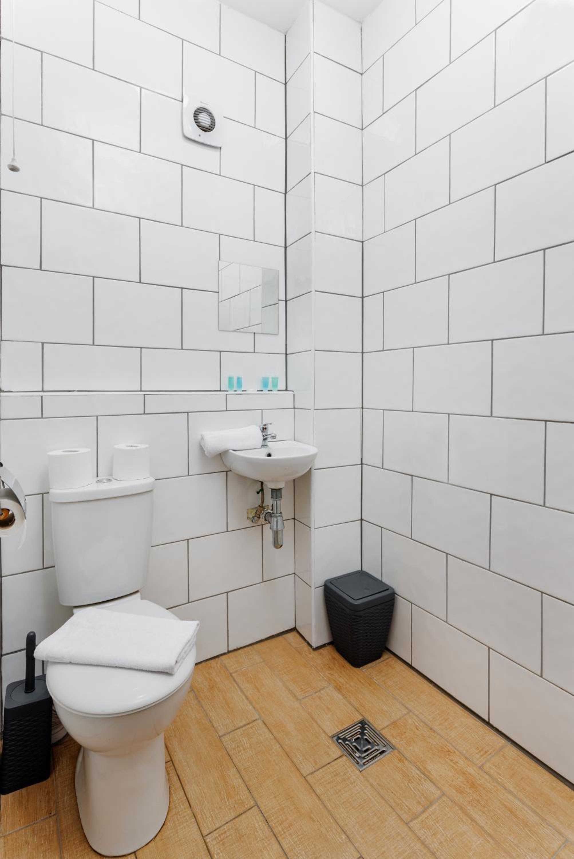Hornsey House - Air Host & Stay - 5 Bedrooms Sleeps 10