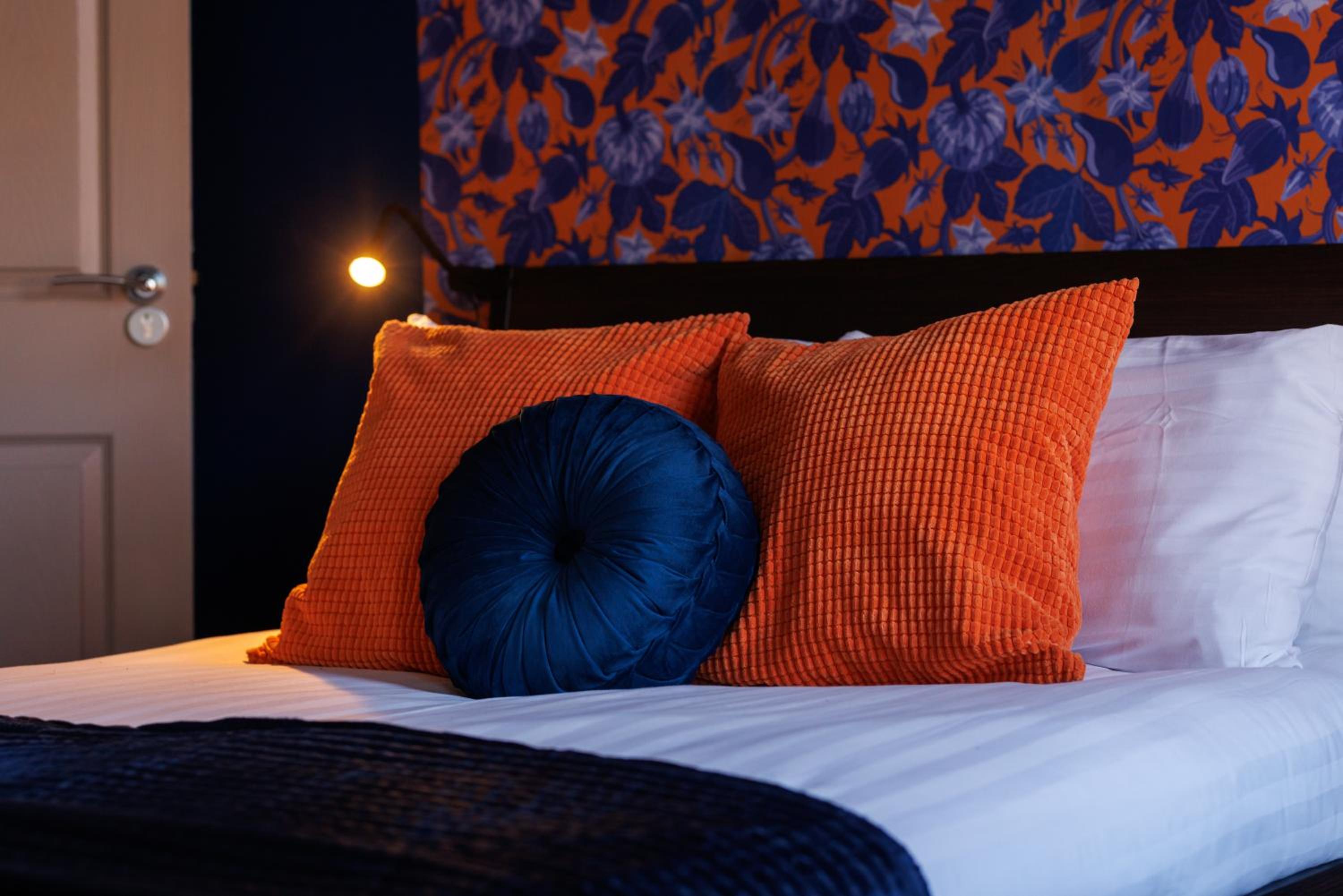 Hornsey House - Air Host & Stay - 5 Bedrooms Sleeps 10