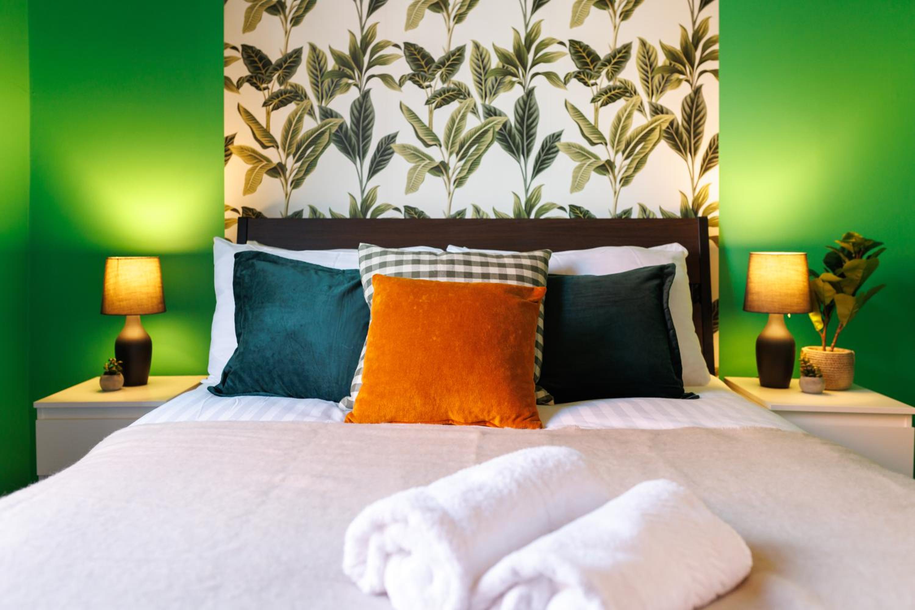 Hornsey House - Air Host & Stay - 5 Bedrooms Sleeps 10