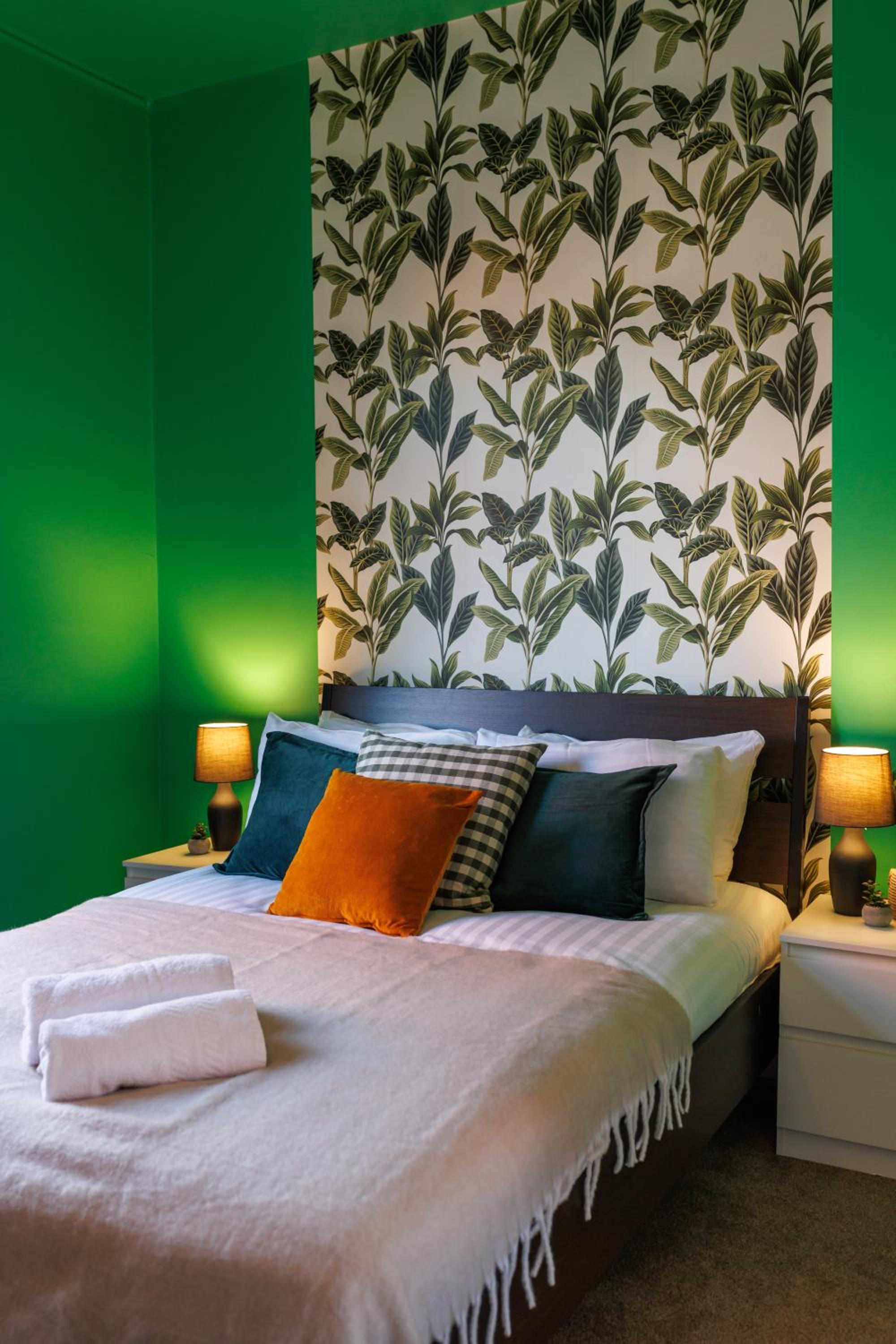 Hornsey House - Air Host & Stay - 5 Bedrooms Sleeps 10
