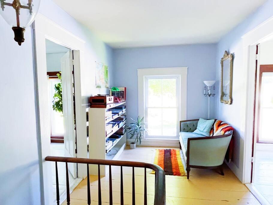 Cozy Skiing Vacation in Historic 1800’s Colonial view 5
