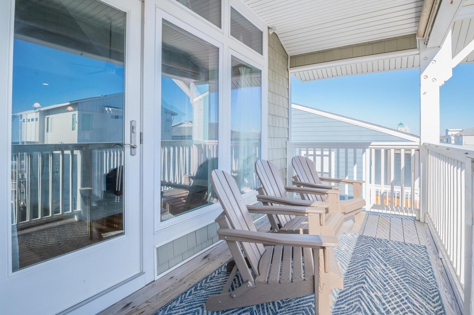 Oceanview 2nd Row Condo - Wood Vista