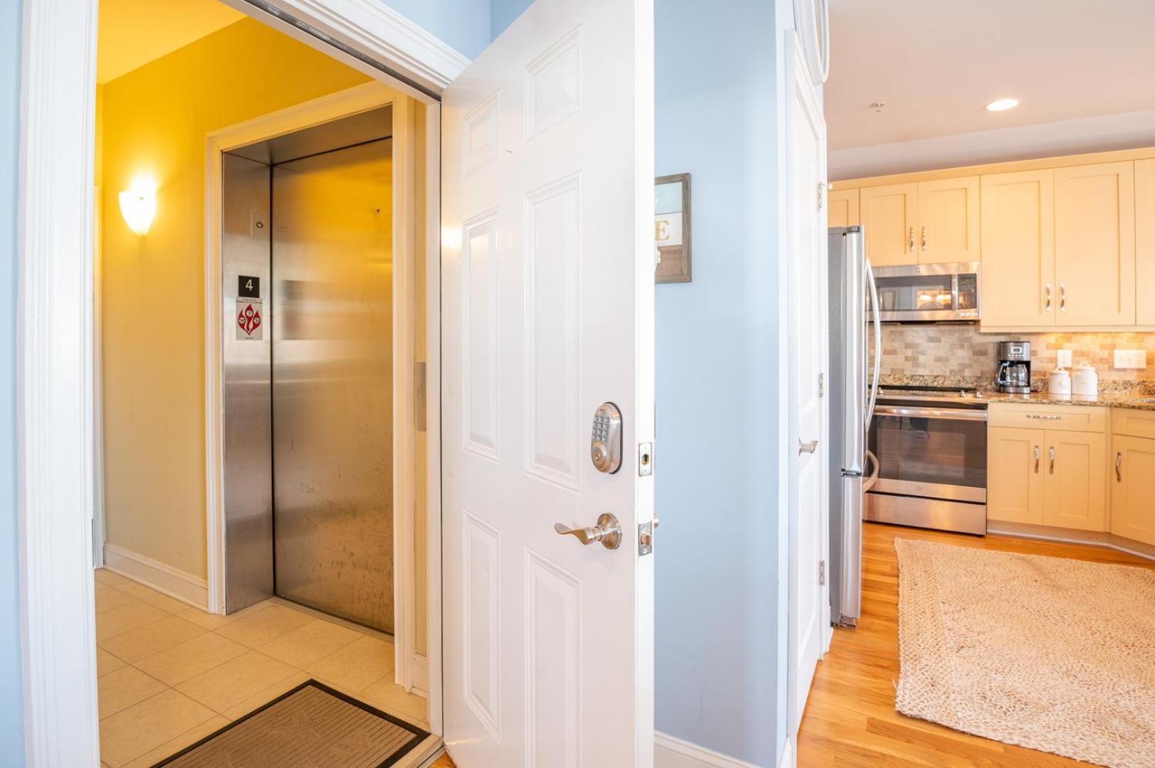 Oceanview 2nd Row Condo - Wood Vista
