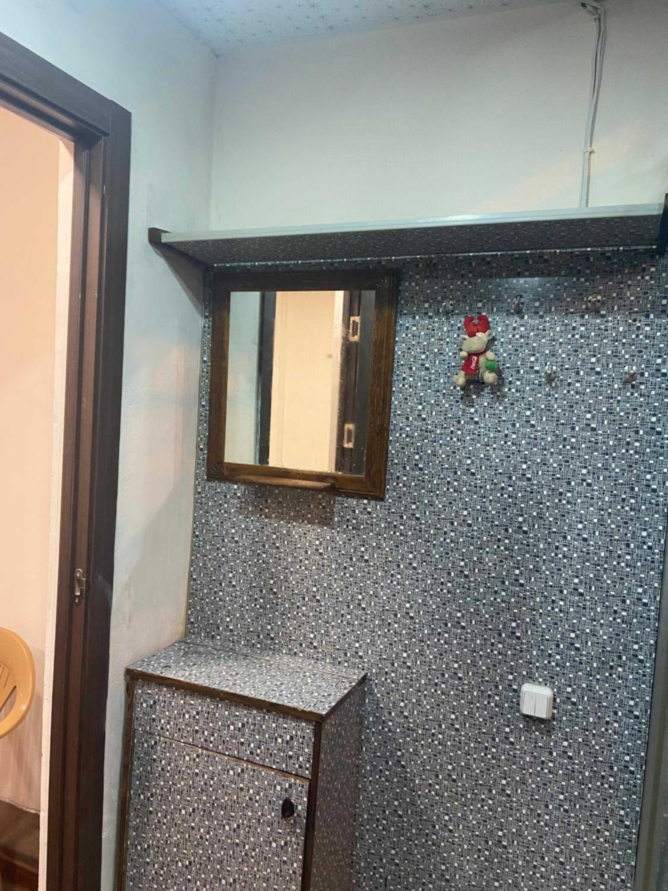 Vahe's corner house