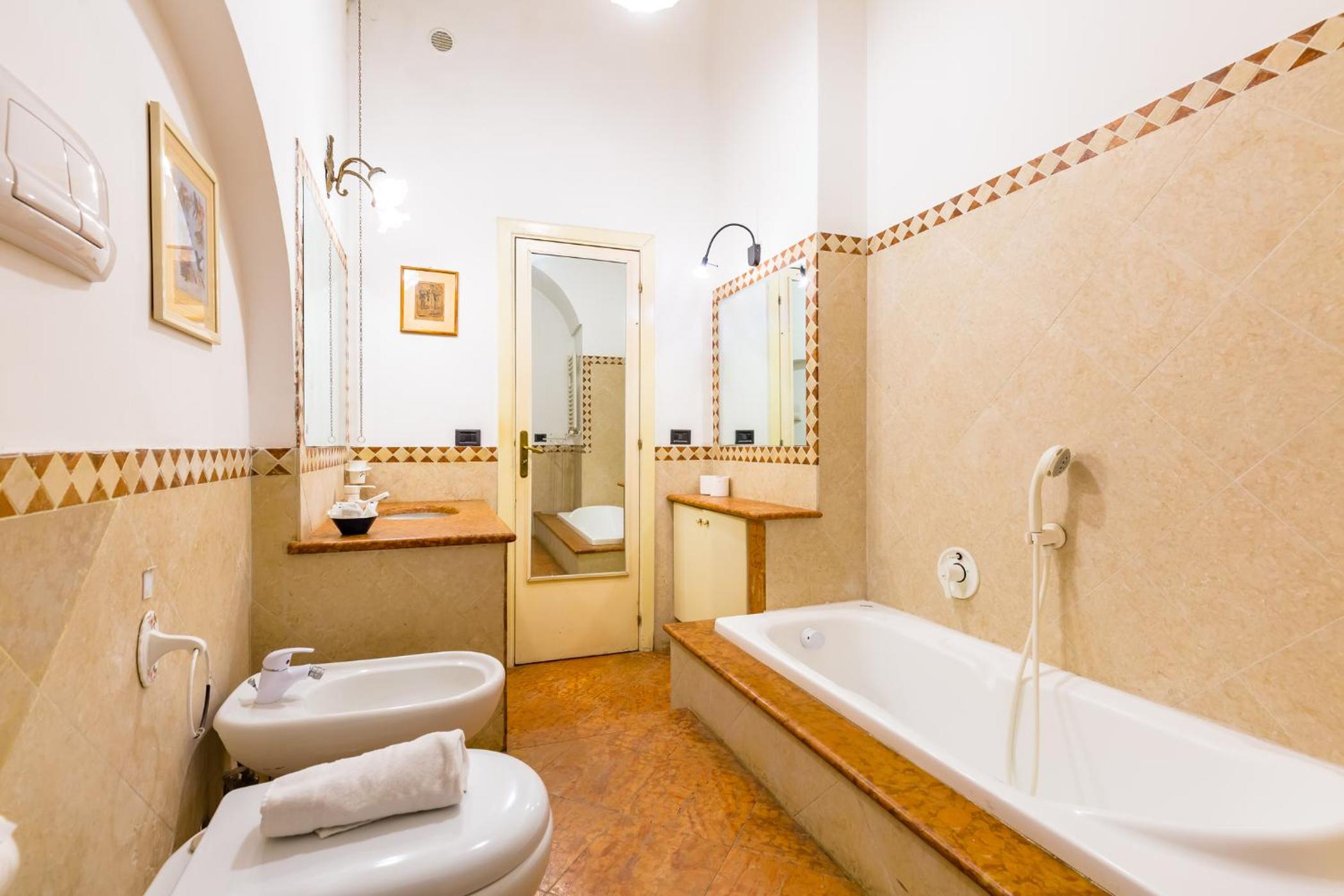 Villa Paola - Hidden Panoramic Garden and Terr...