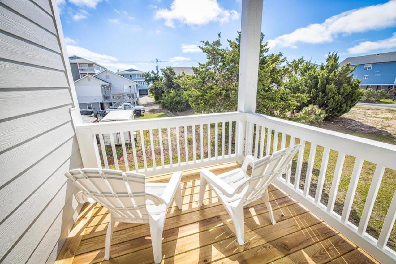 Dogs Allowed at Luxury Duplex - Second Row