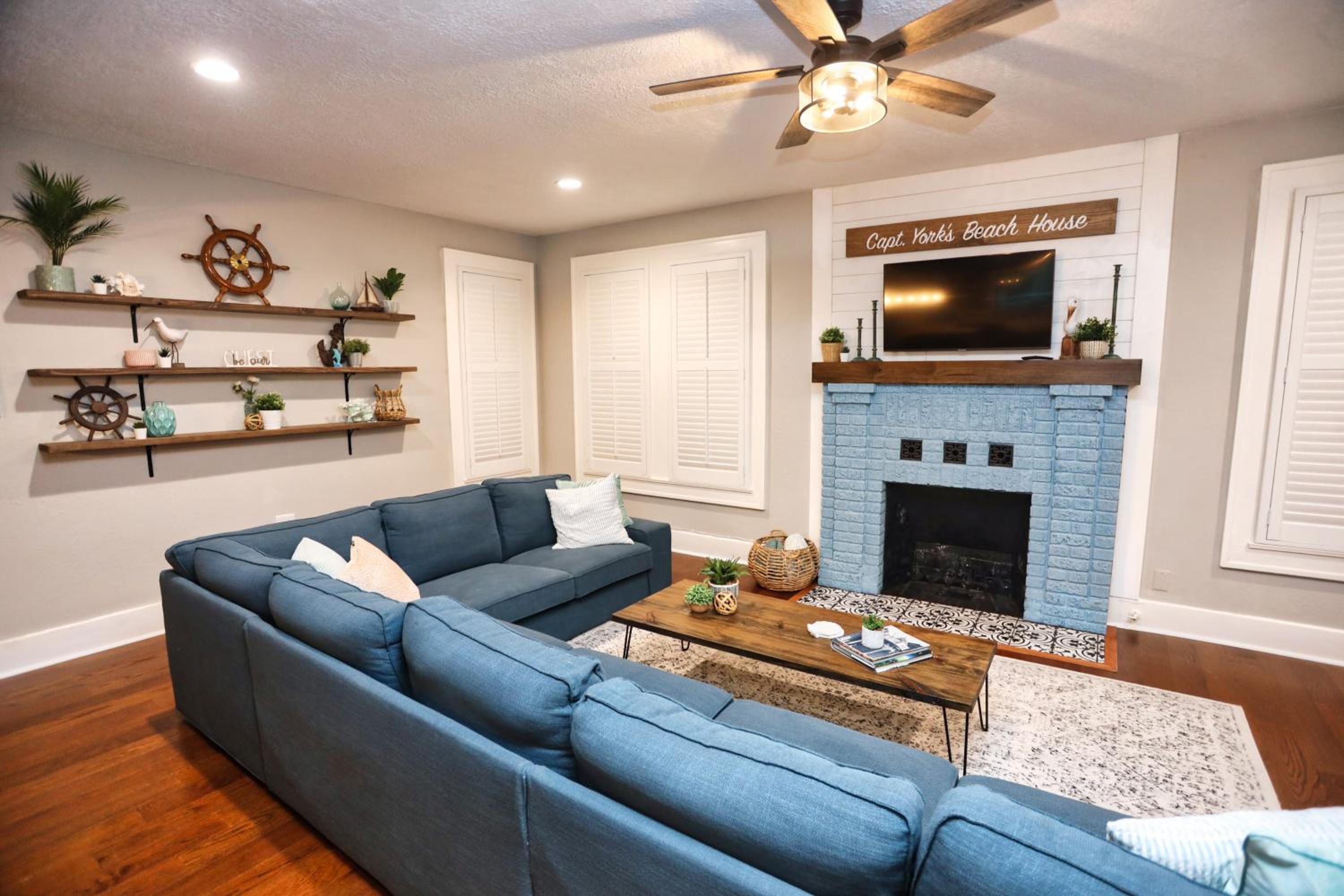 Historic Home Family Friendly Close to Seawall view 4