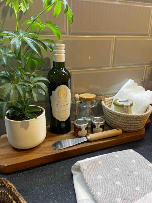 Spitalfields Market Penthouse Flat with balcony