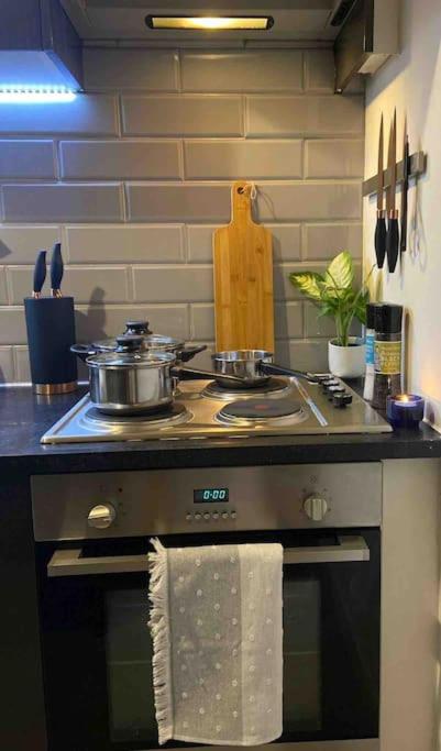 Spitalfields Market Penthouse Flat with balcony