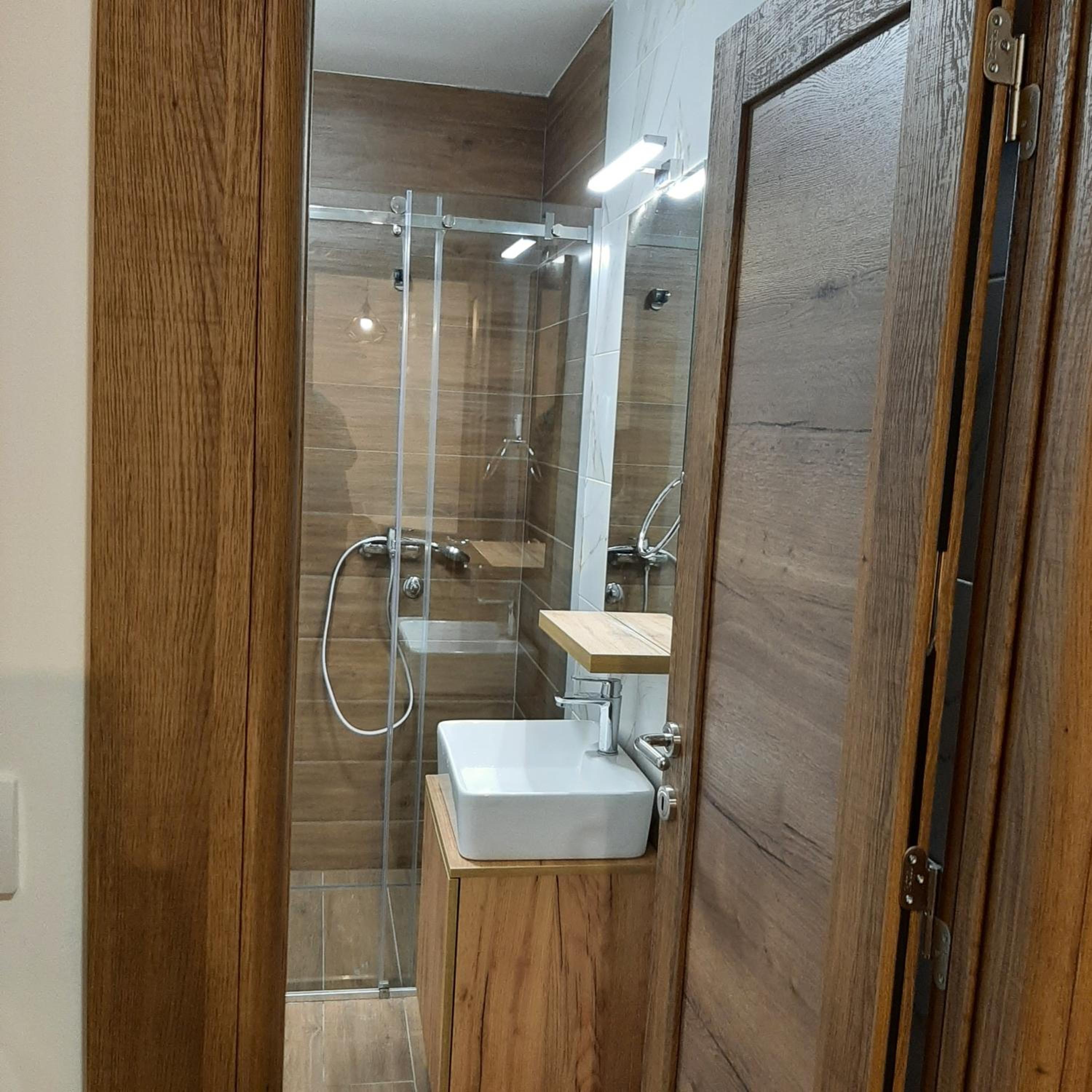 Photo 44