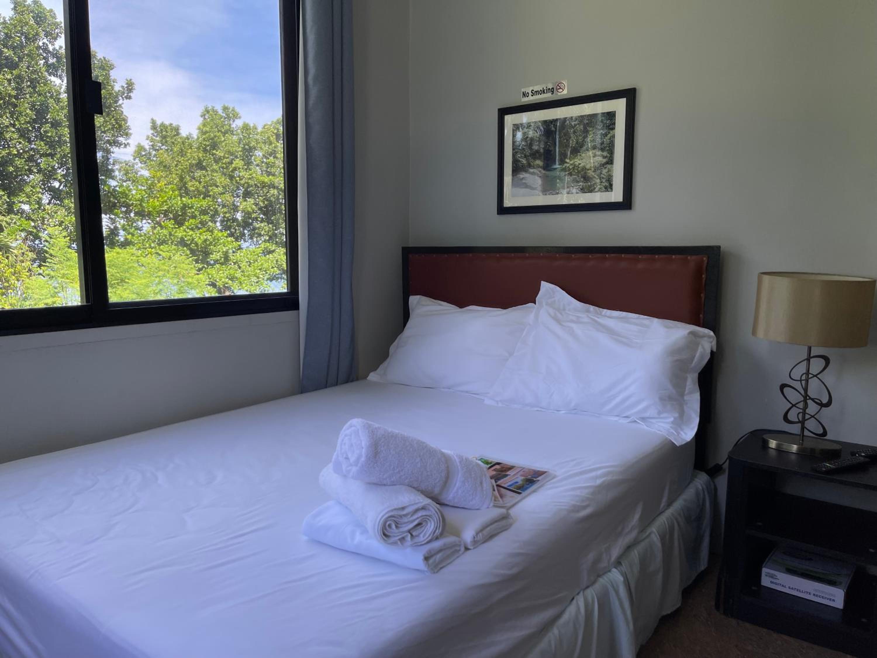 Seaside traveler's Inn by Camiguin Island Home view 4