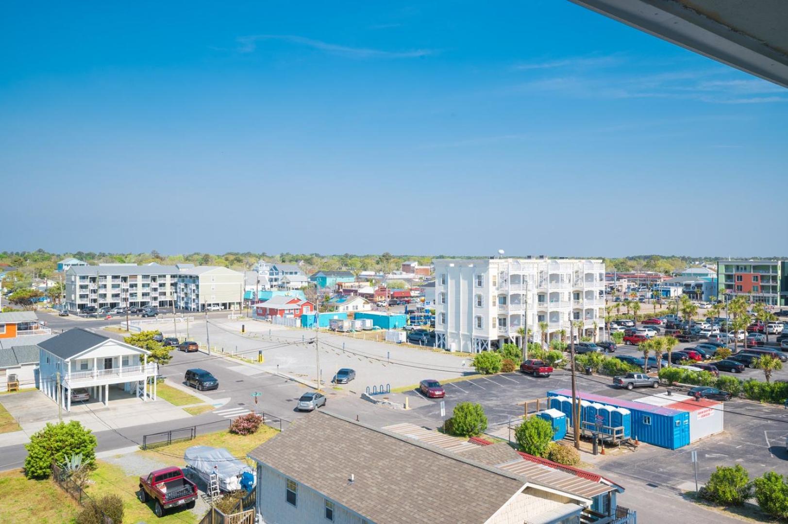 Oceanfront - Pool - Rooftop Sun Deck