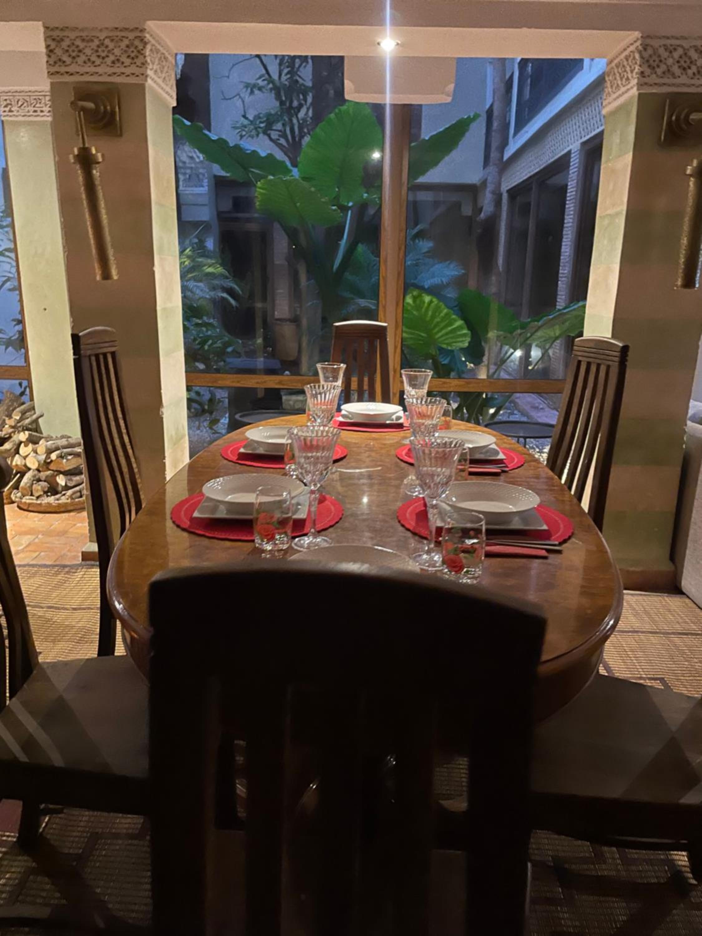 dining