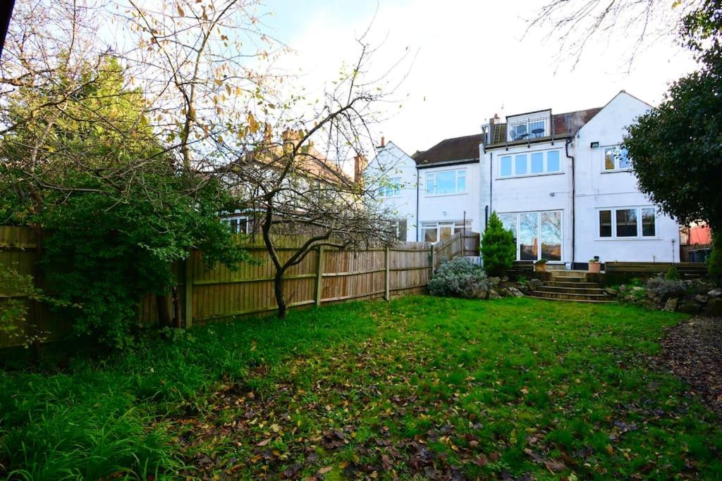 Luxury London Garden Flat