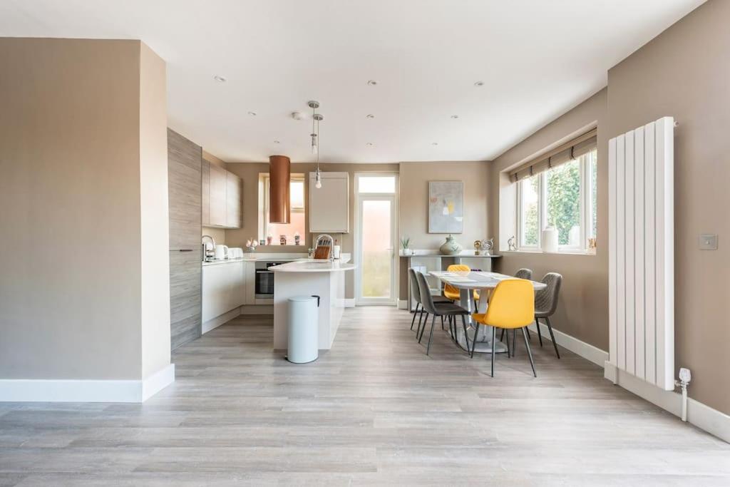 Luxury London Garden Flat