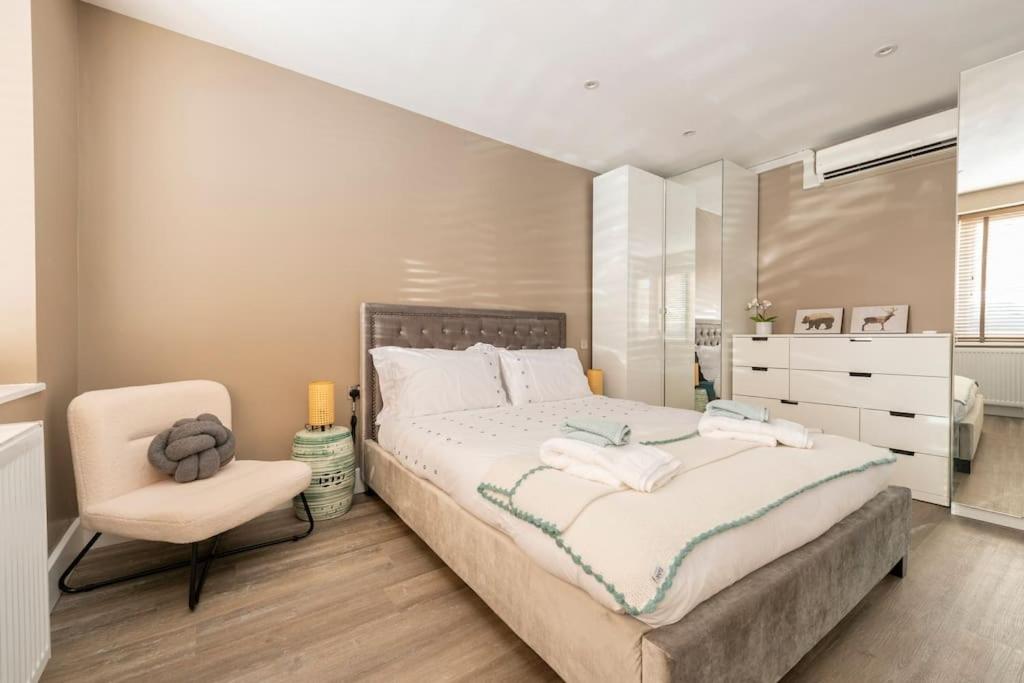 Luxury London Garden Flat