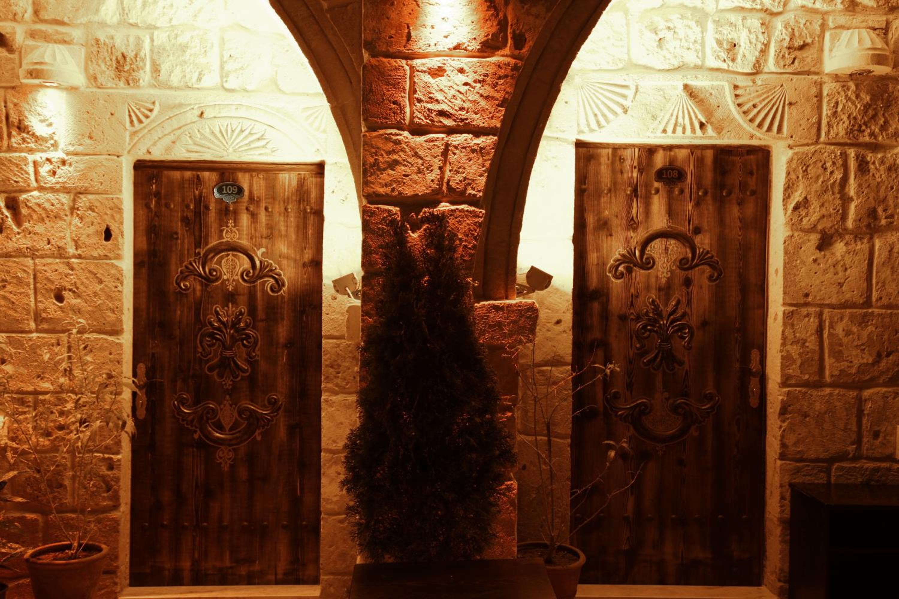 Grand Cave Suites - Image 72