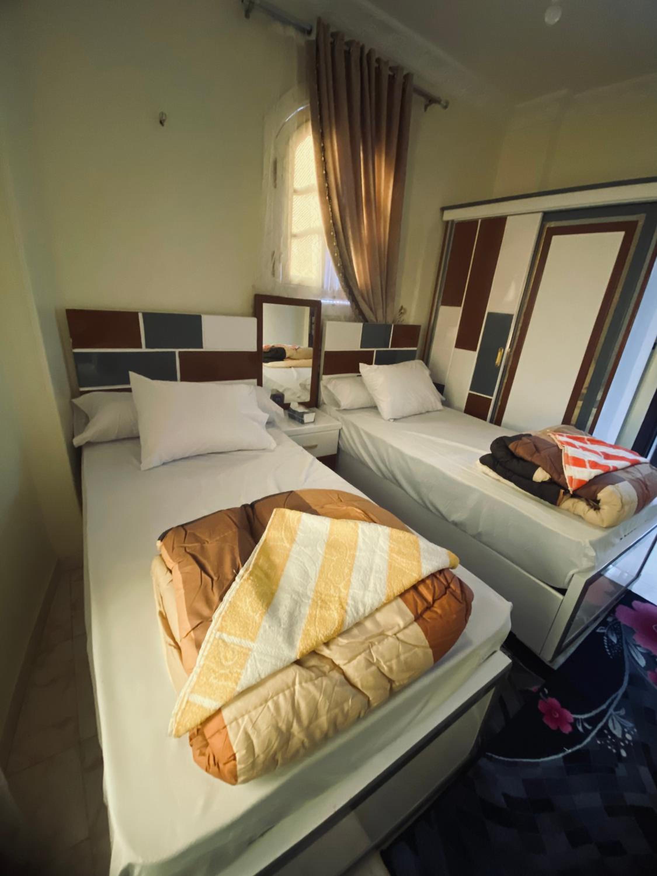 Sunrise shiny Nubian Guest House