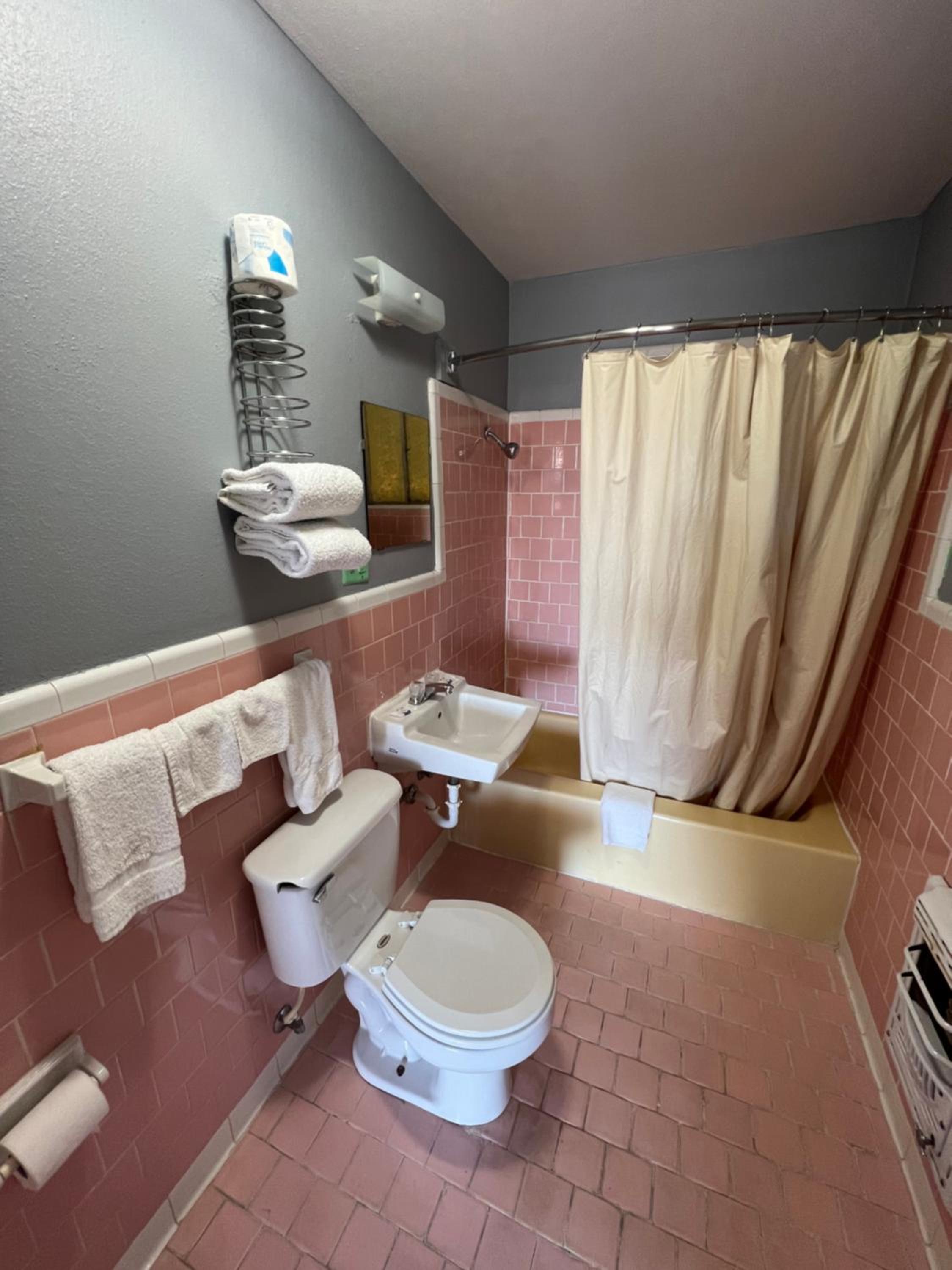 Western Motel - Property Image 10