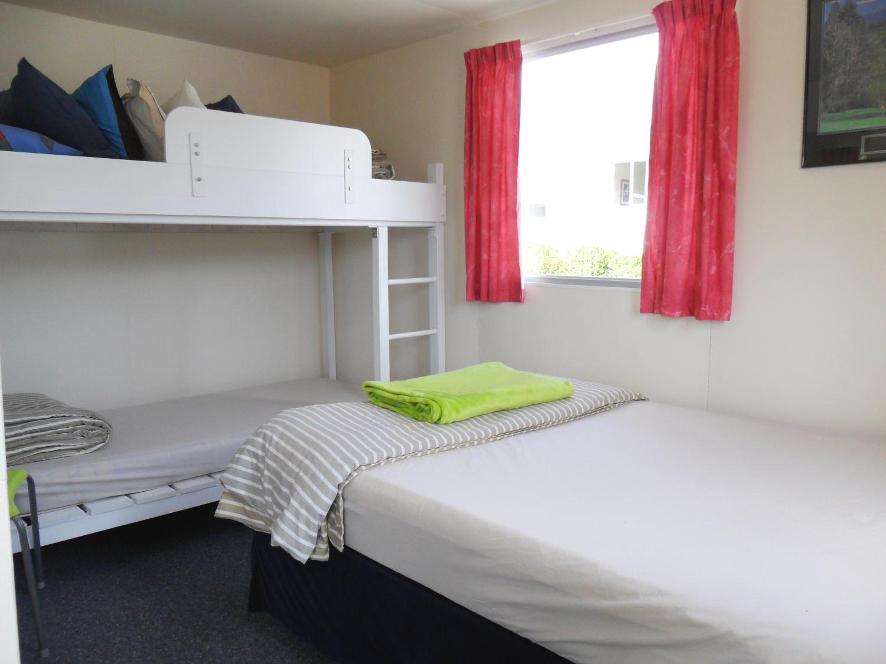 Picton's Waikawa Bay Holiday Park