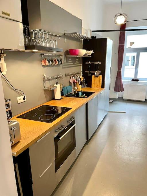 Klimatisierte Sehr Zentrale Wohnung-Loftstyle-
