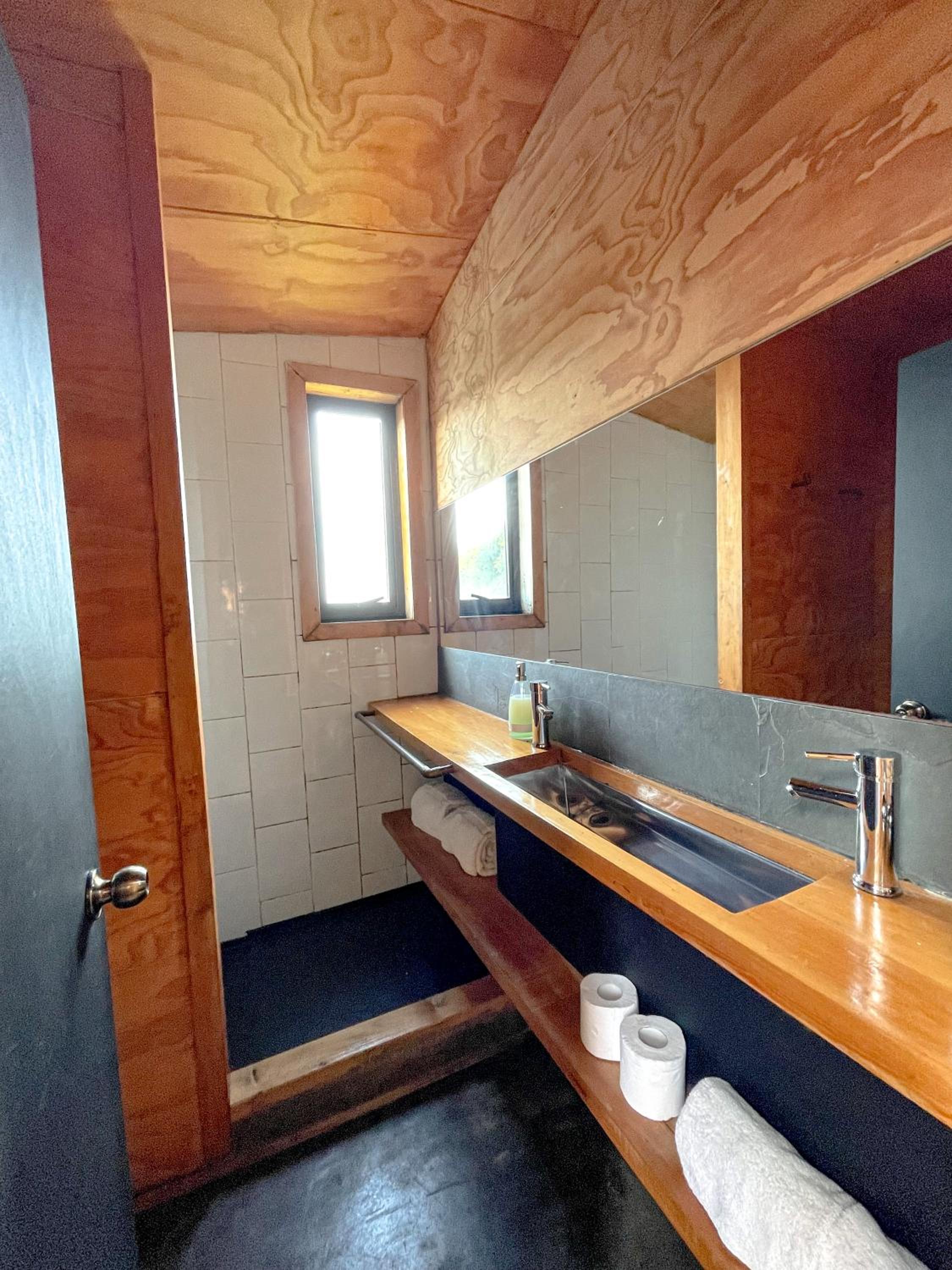 El Coo Lodge