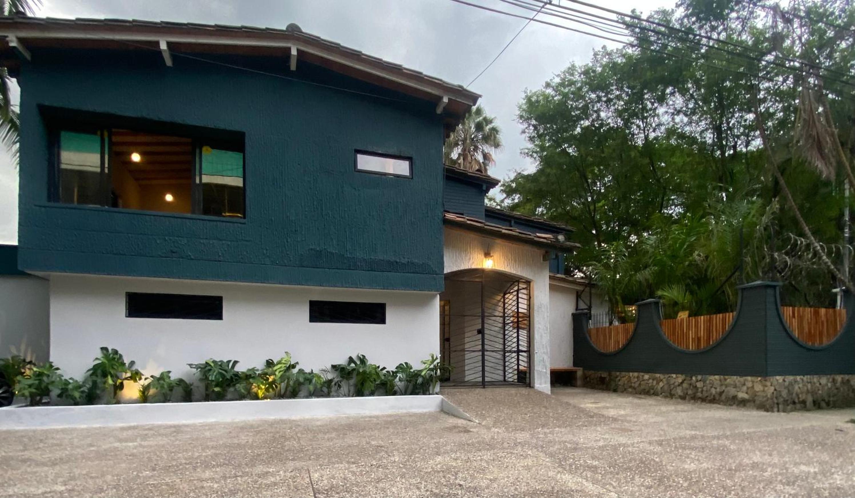 Casa Mosaiko Patio Bonito