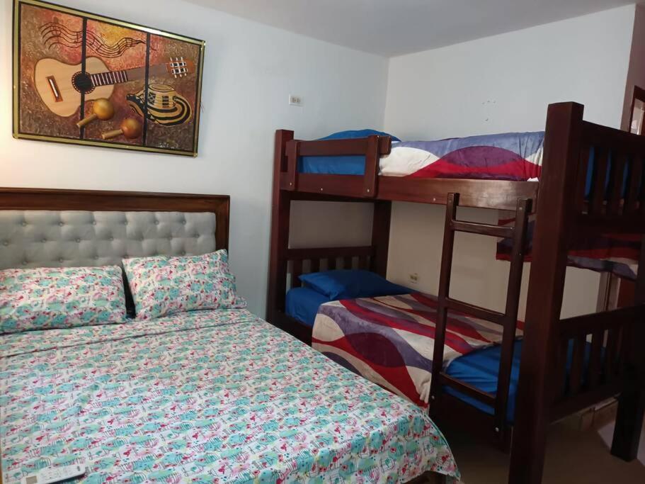 Apartamento amplio, confortable aire acondicionado