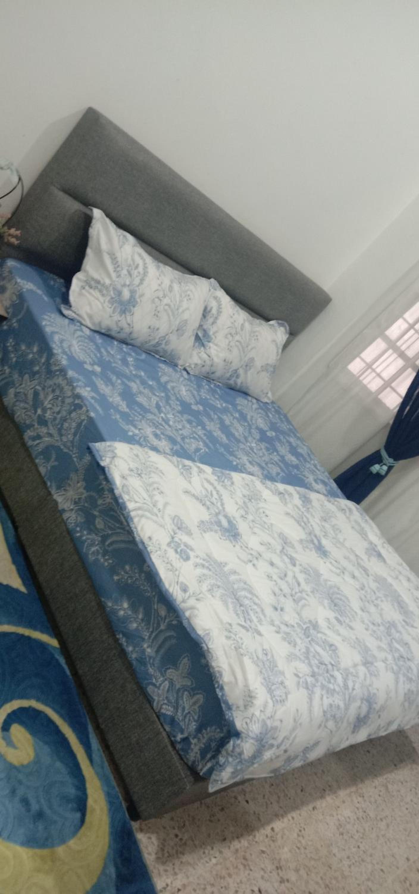 AZhomestay