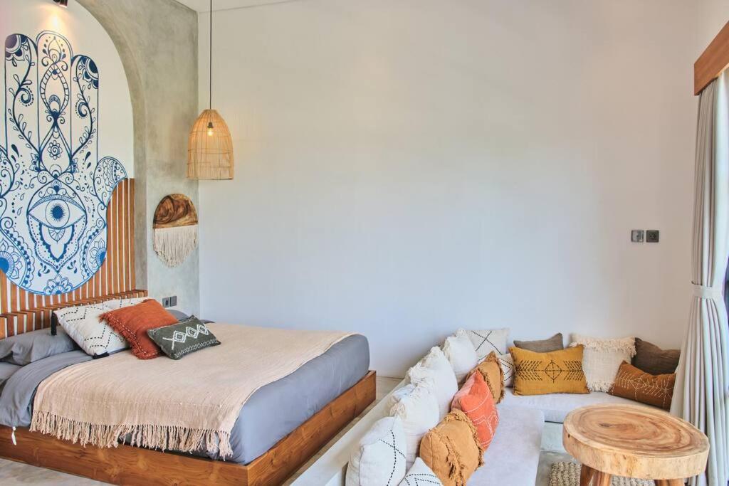 Good Vibe Villa - 3 Bdrm Luxury Villa in Pererenan view 3