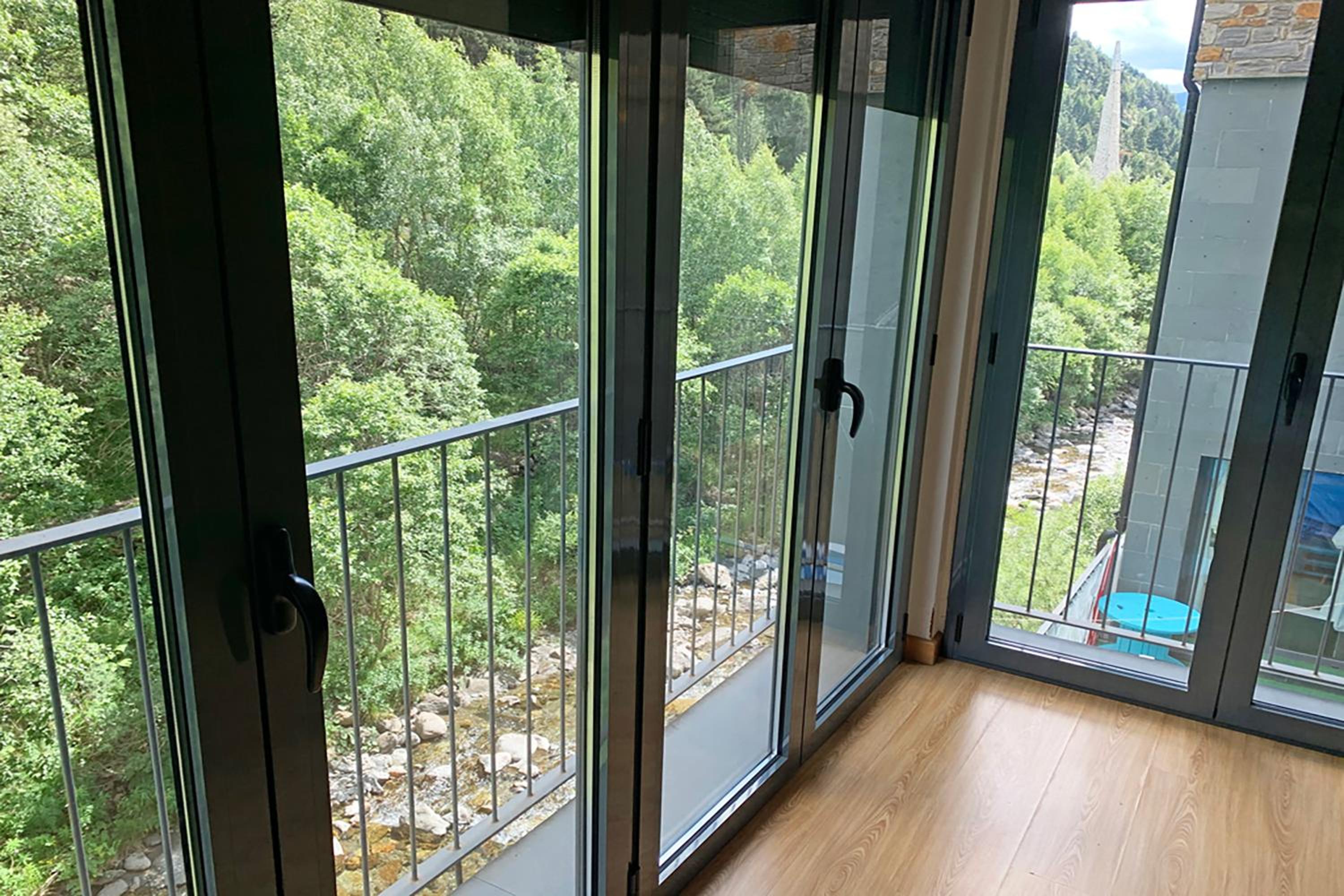 Apartamentos Canillo 3000