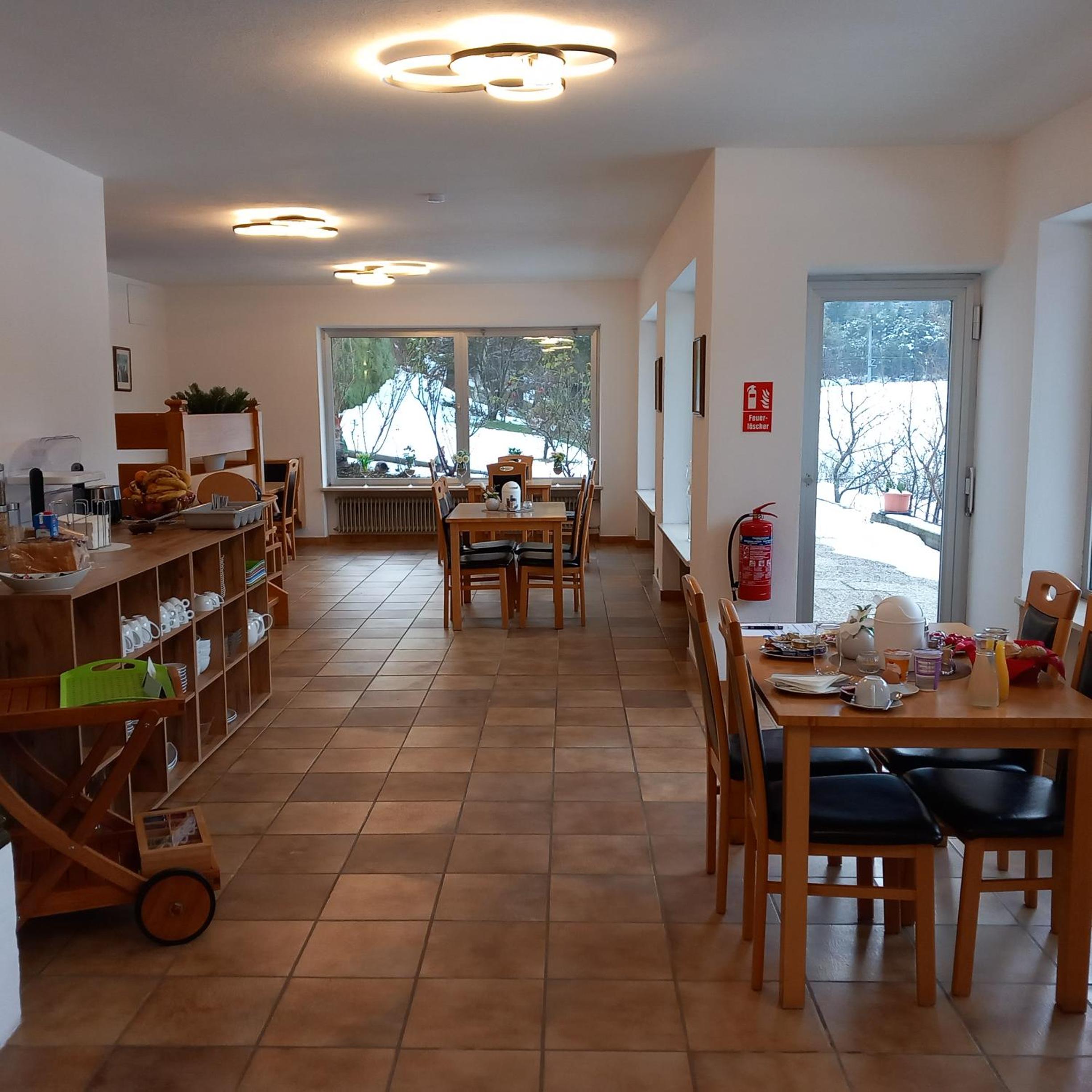 Pension Alpina