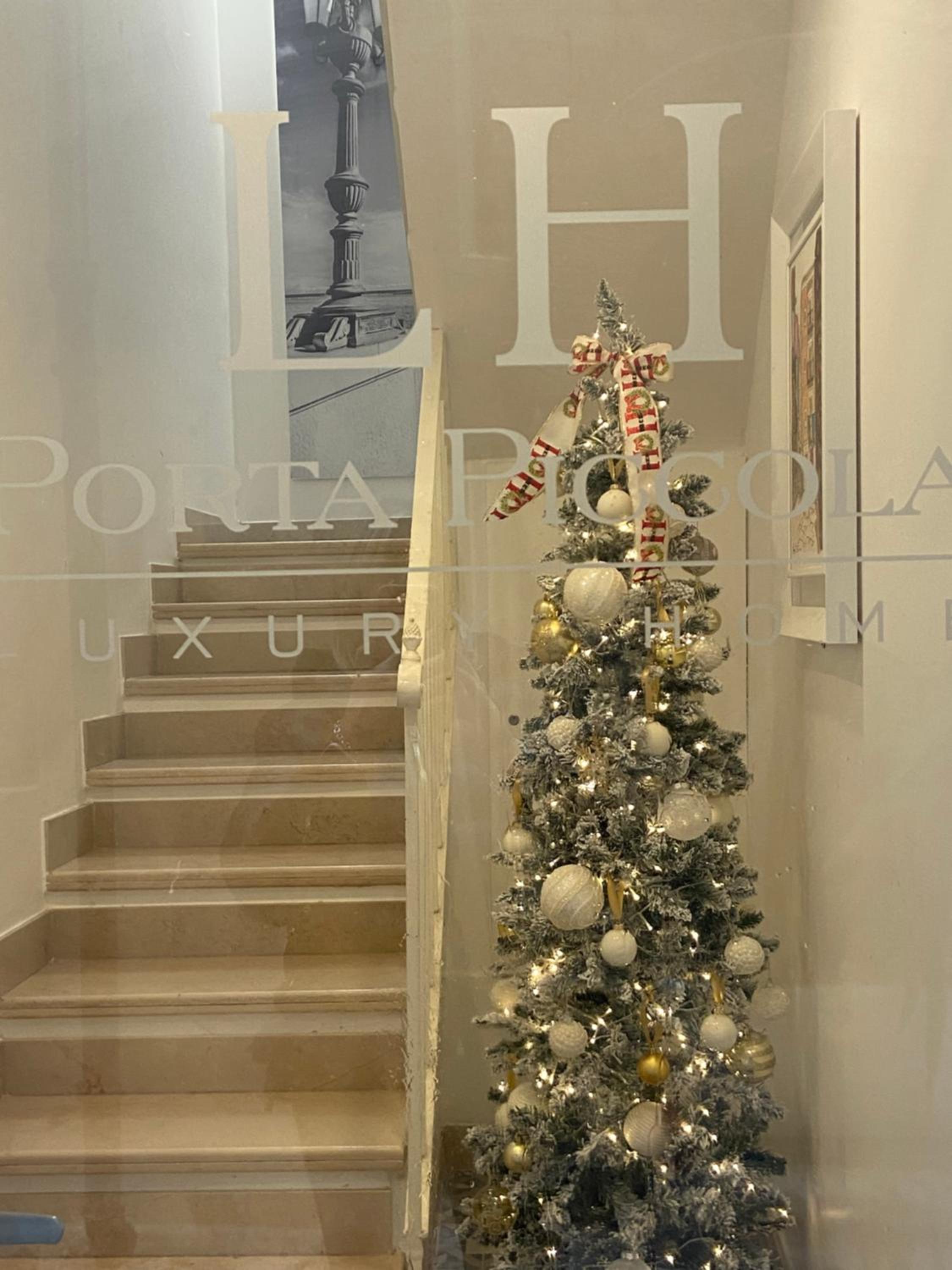 Porta Piccola Luxury Home view 3