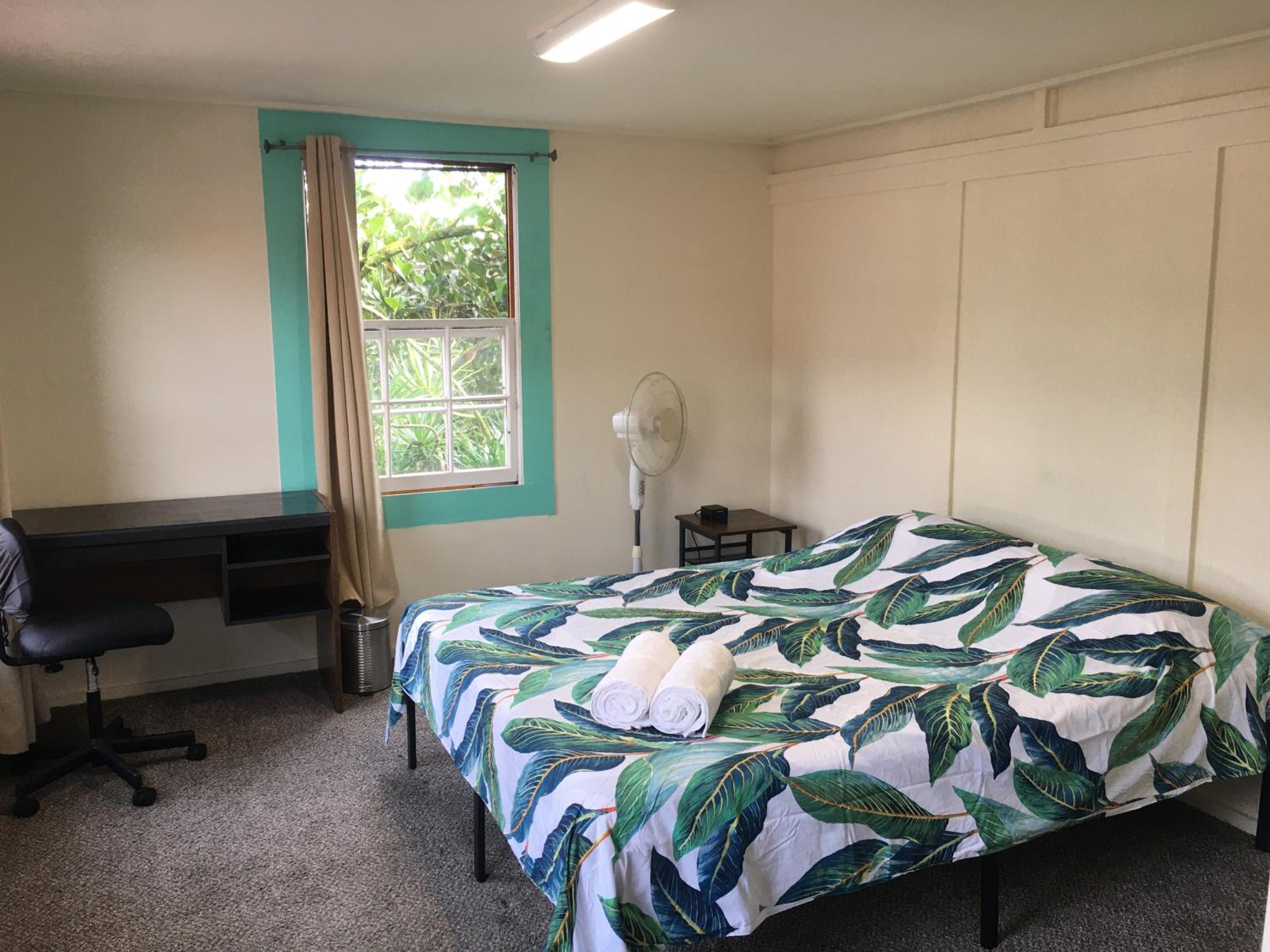 Pahoa Village Hostel view 5