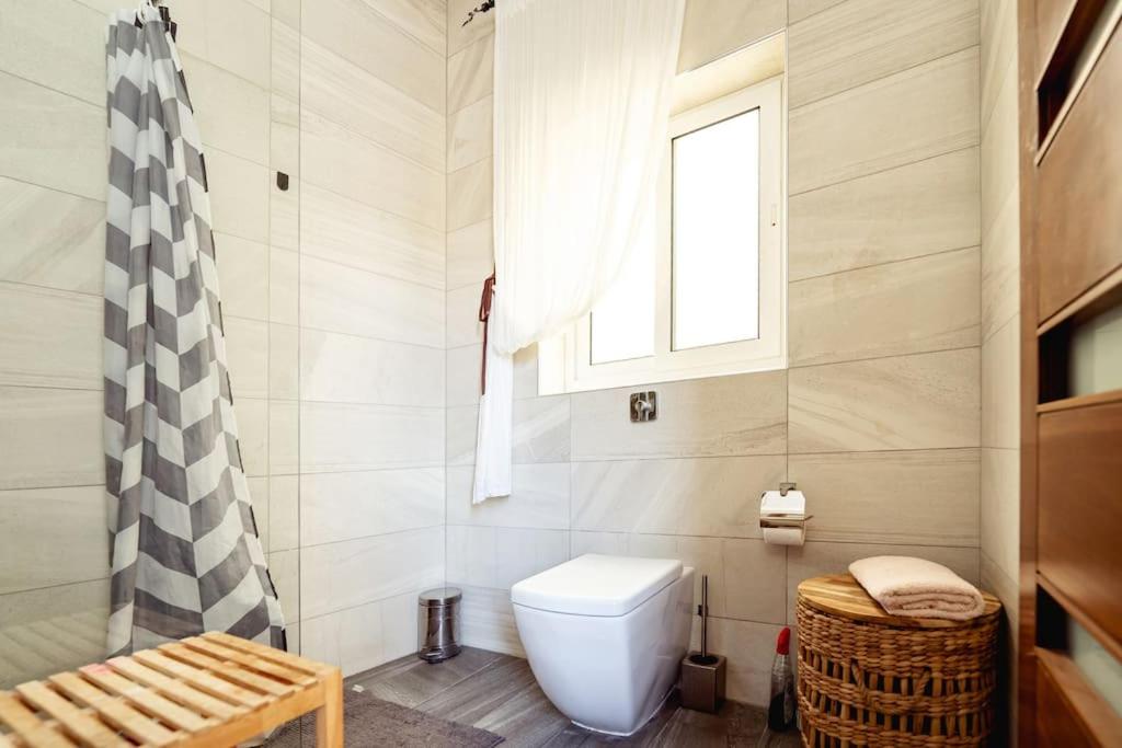 Luxury Designer Penthouse with Private Jacuzzi view 2
