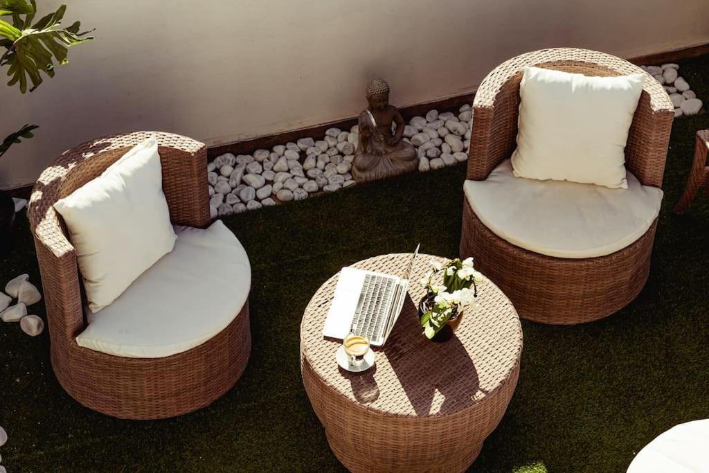 Luxury Designer Penthouse with Private Jacuzzi view 5