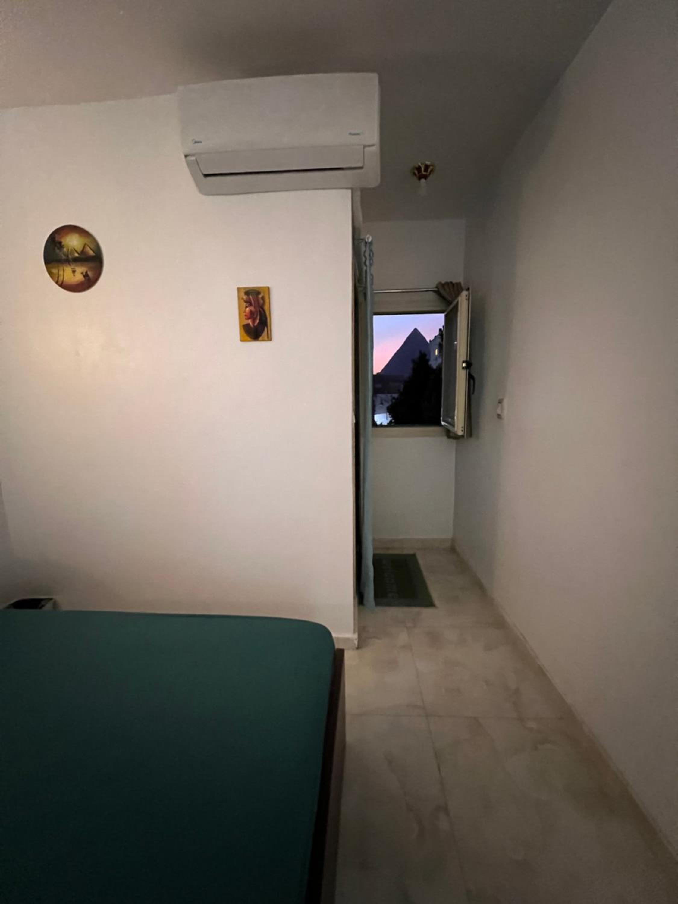 Giza pyramids view homestay