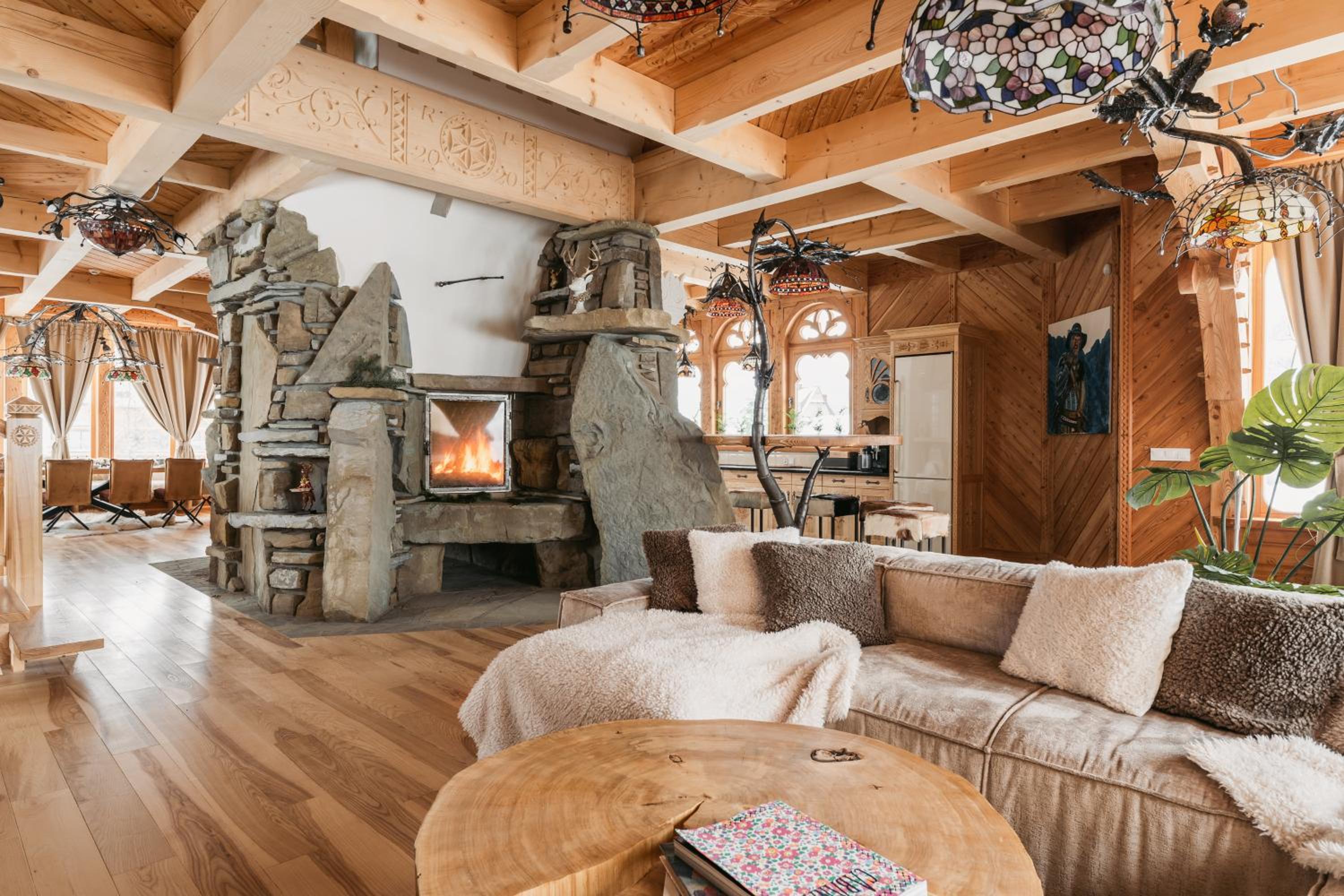Art House Residence - Grand Luxury 350m2 Chalet - Mountain & Ski
