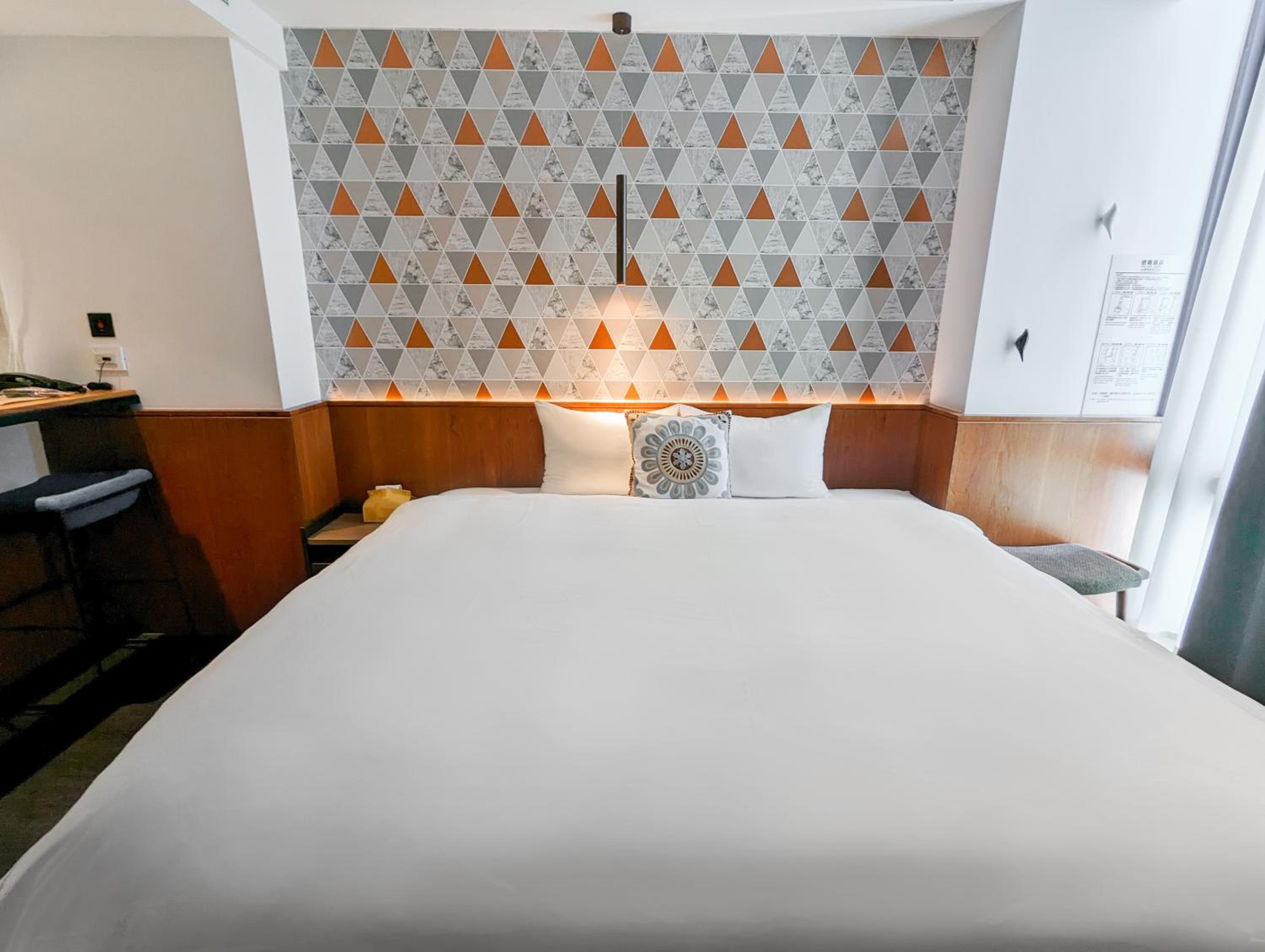 CHECK inn Taichung Zhongshan