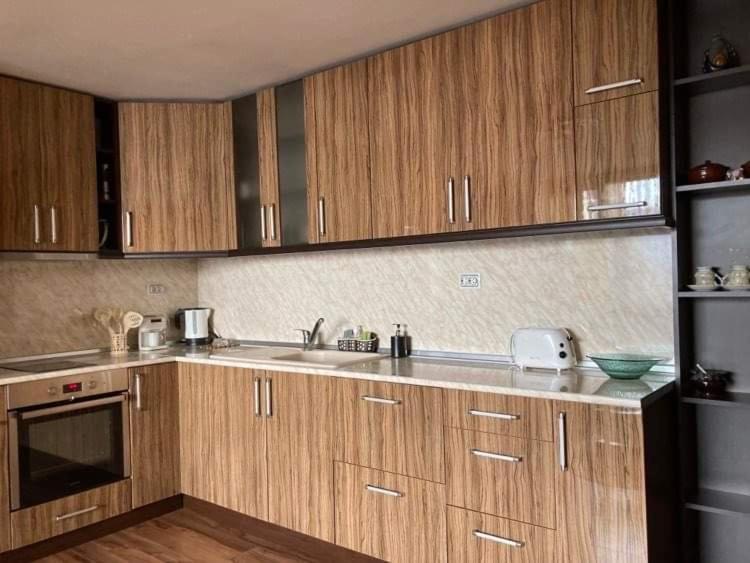 Apart 47 view 5