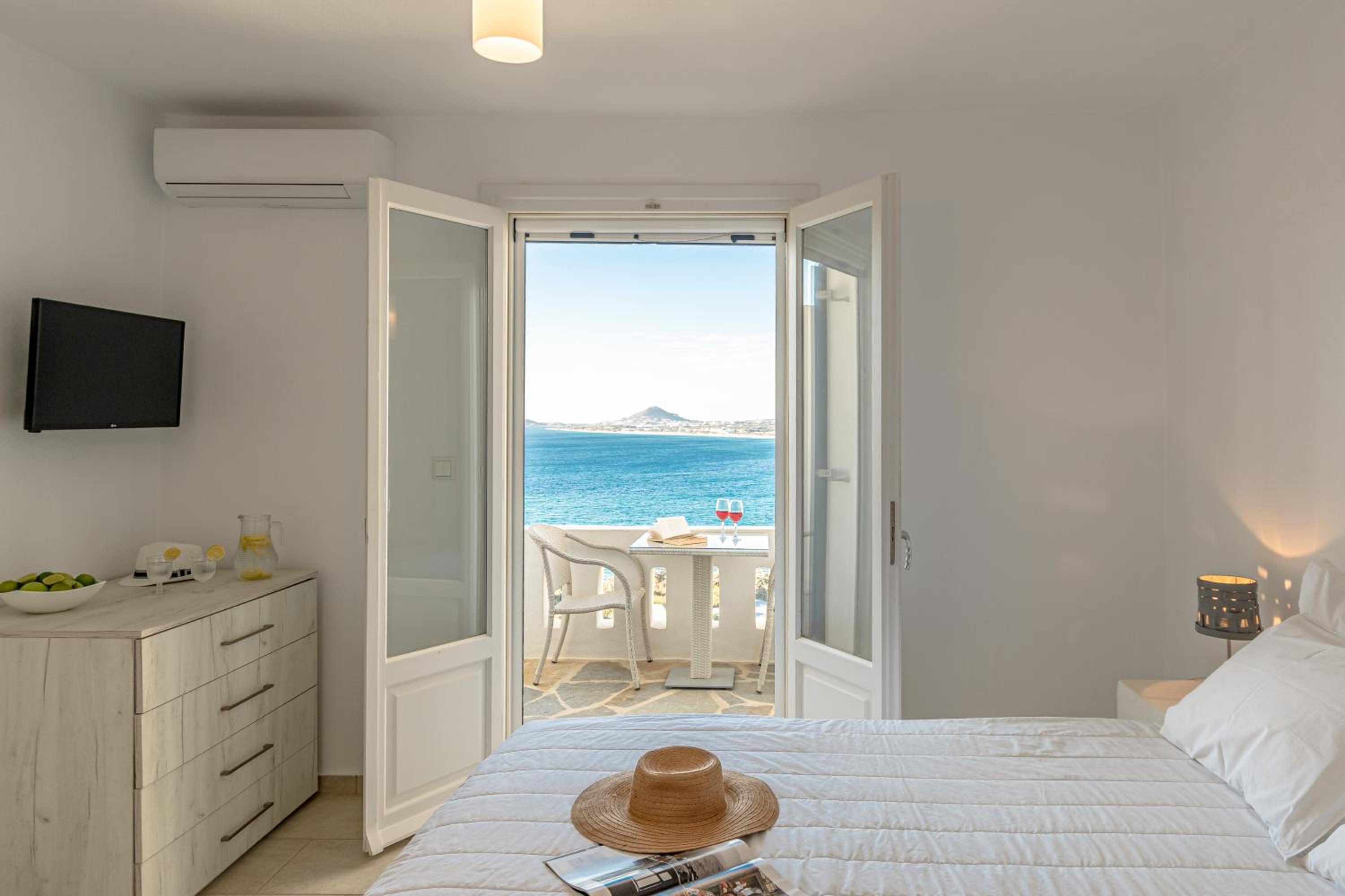 Apricot and Sea Luxury Villas