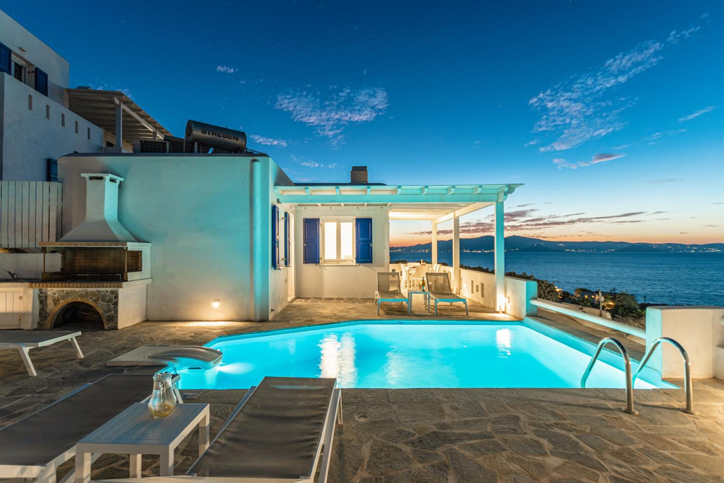 Apricot and Sea Luxury Villas