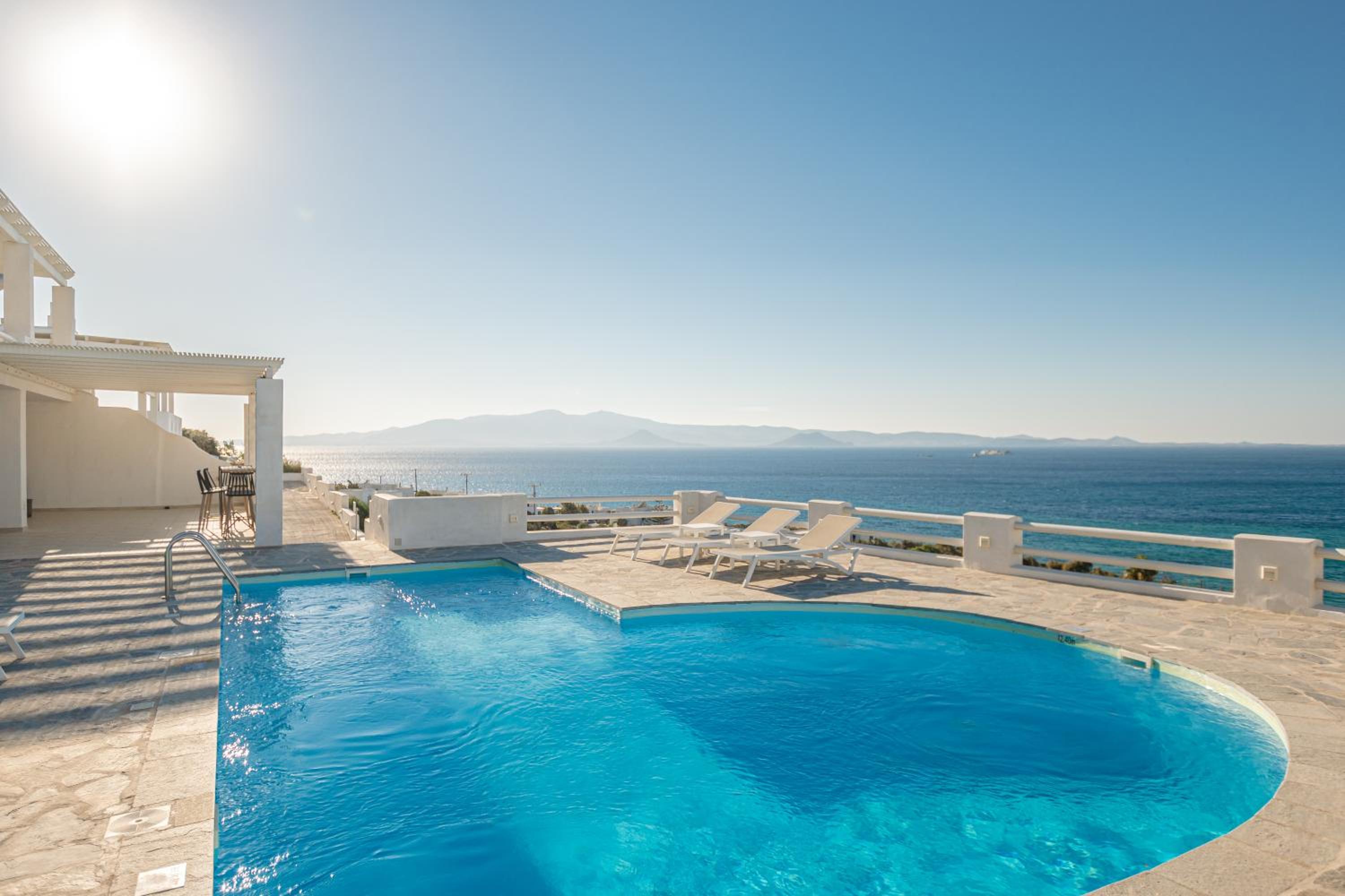 Apricot and Sea Luxury Villas