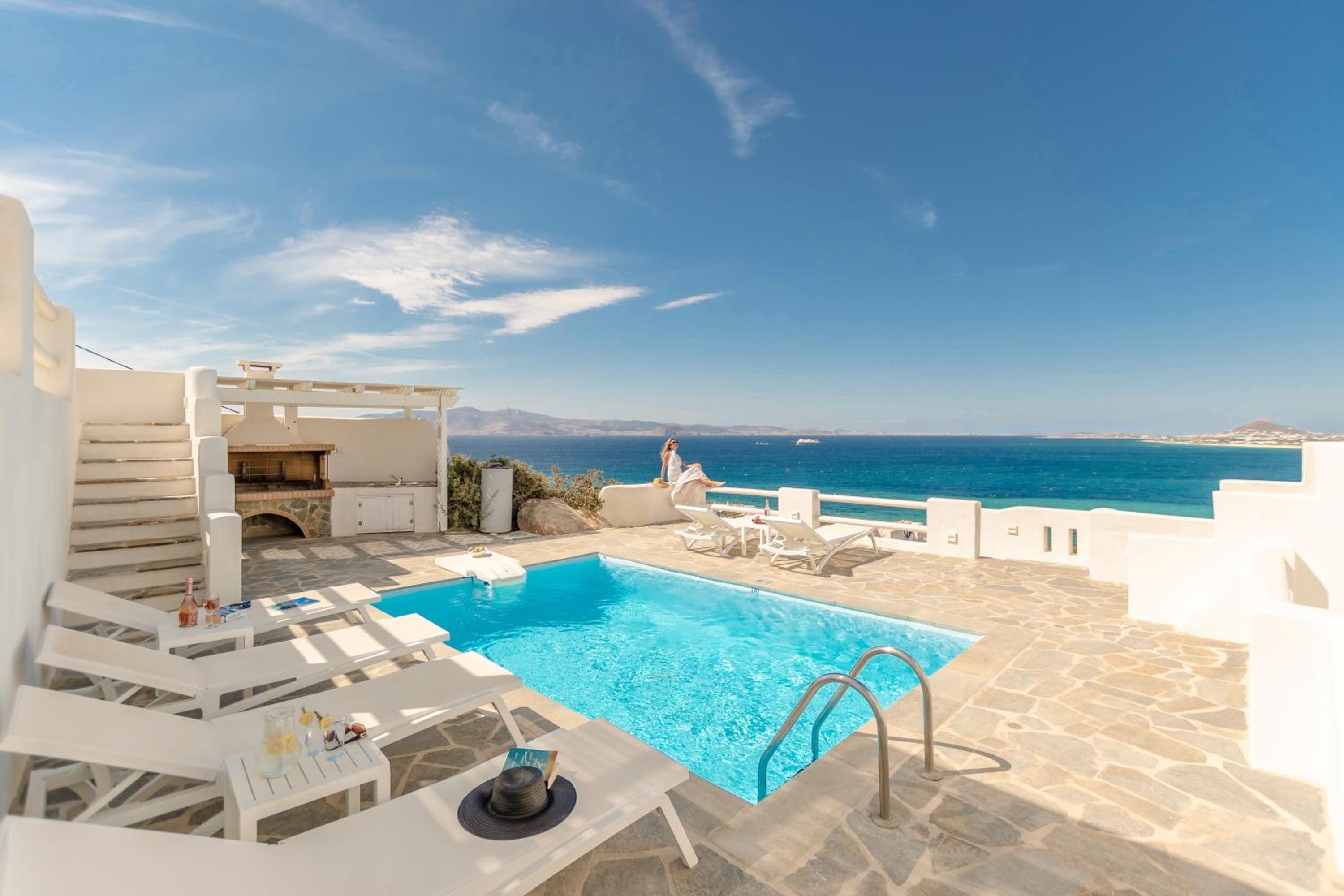 Apricot and Sea Luxury Villas