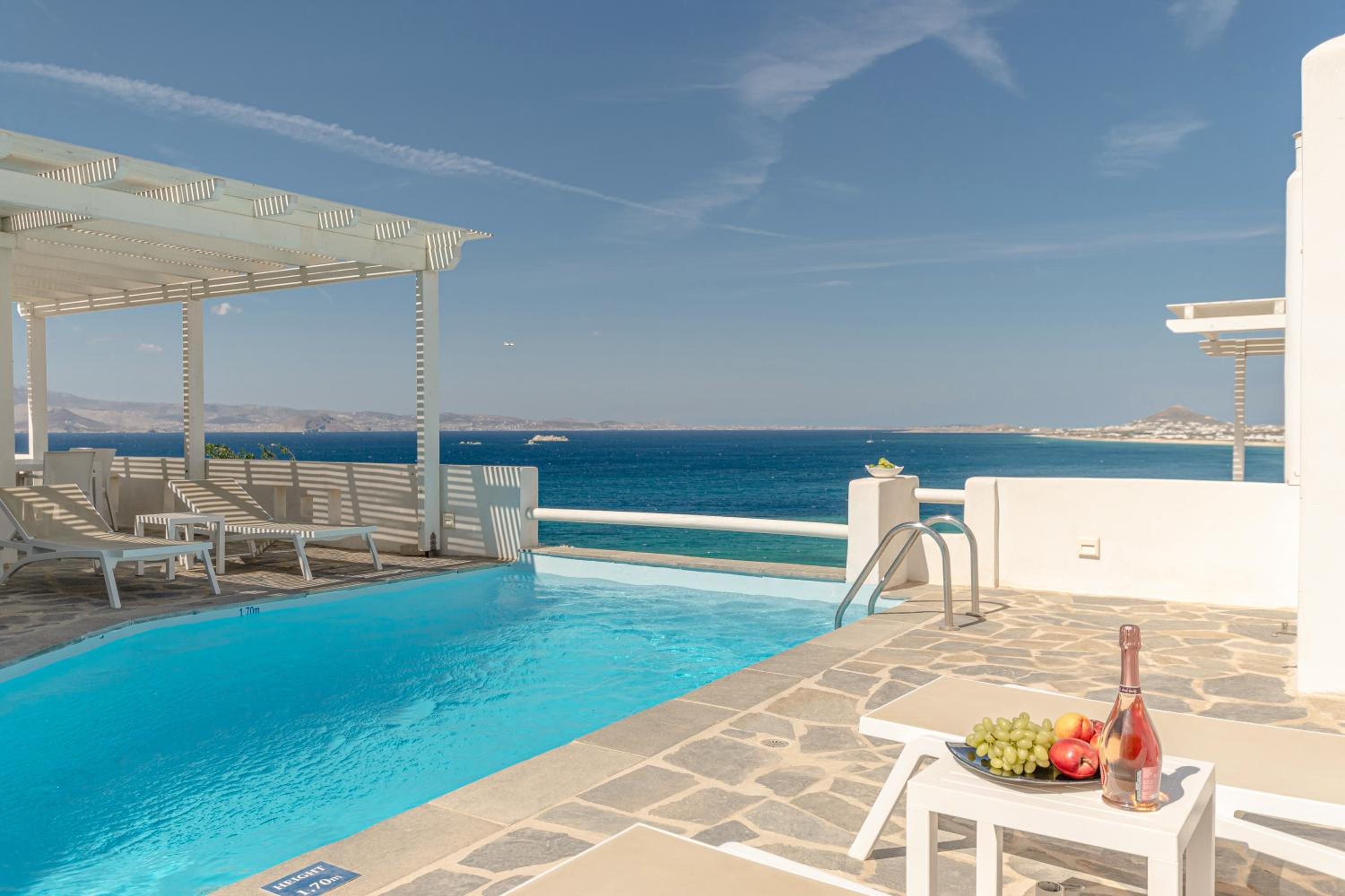 Apricot and Sea Luxury Villas