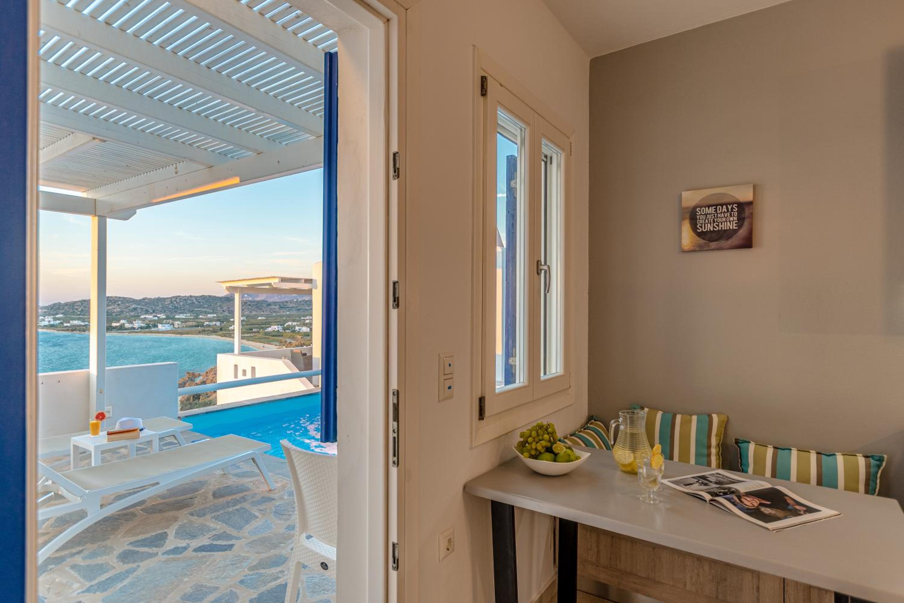 Apricot and Sea Luxury Villas