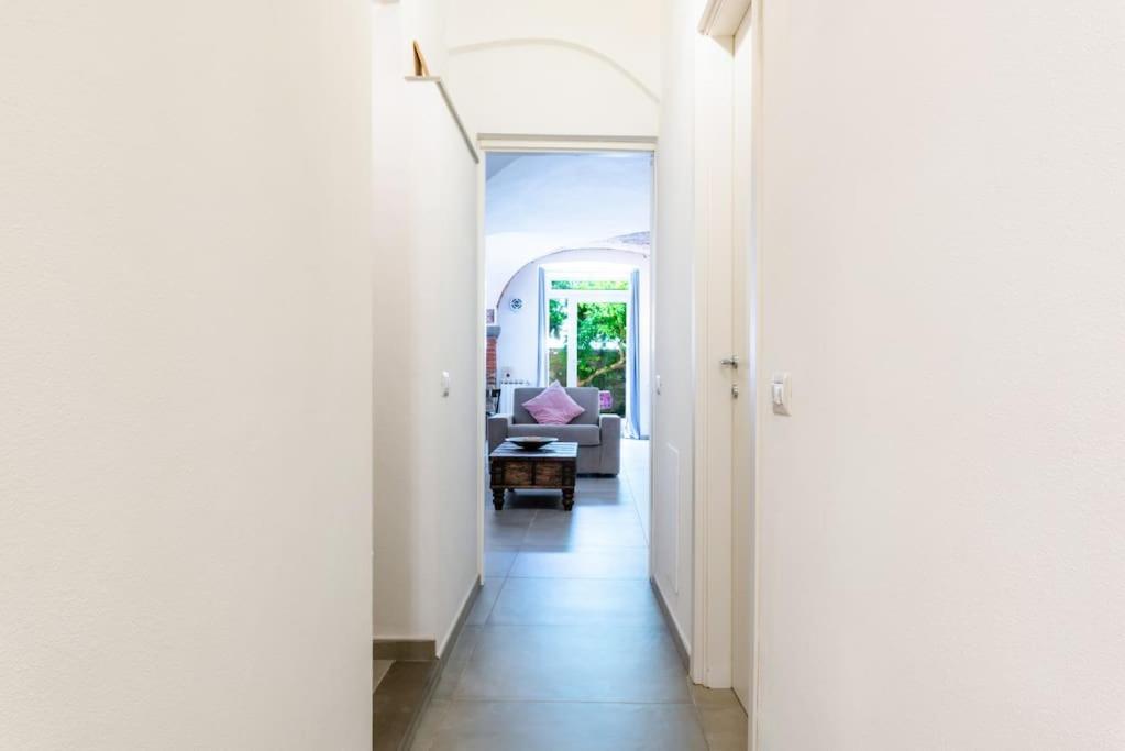Casa Ipogea Elegant Apt 2 bathroom wifi view 2
